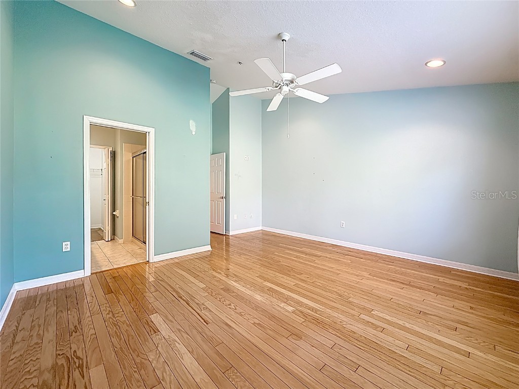 11142 Kapok Grand Circle Saint Petersburg FL 33708 TB8447615 image53