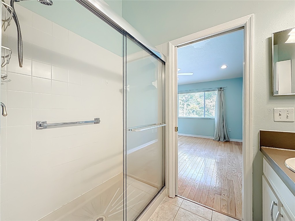 11142 Kapok Grand Circle Saint Petersburg FL 33708 TB8447615 image57