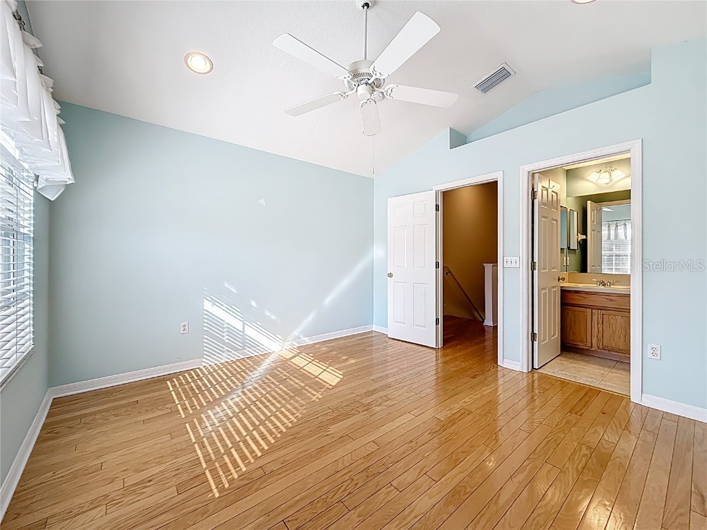 11142 Kapok Grand Circle Saint Petersburg FL 33708 TB8447615 image63