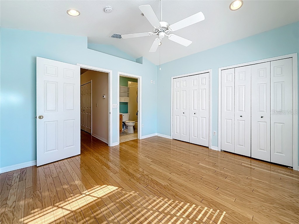 11142 Kapok Grand Circle Saint Petersburg FL 33708 TB8447615 image64