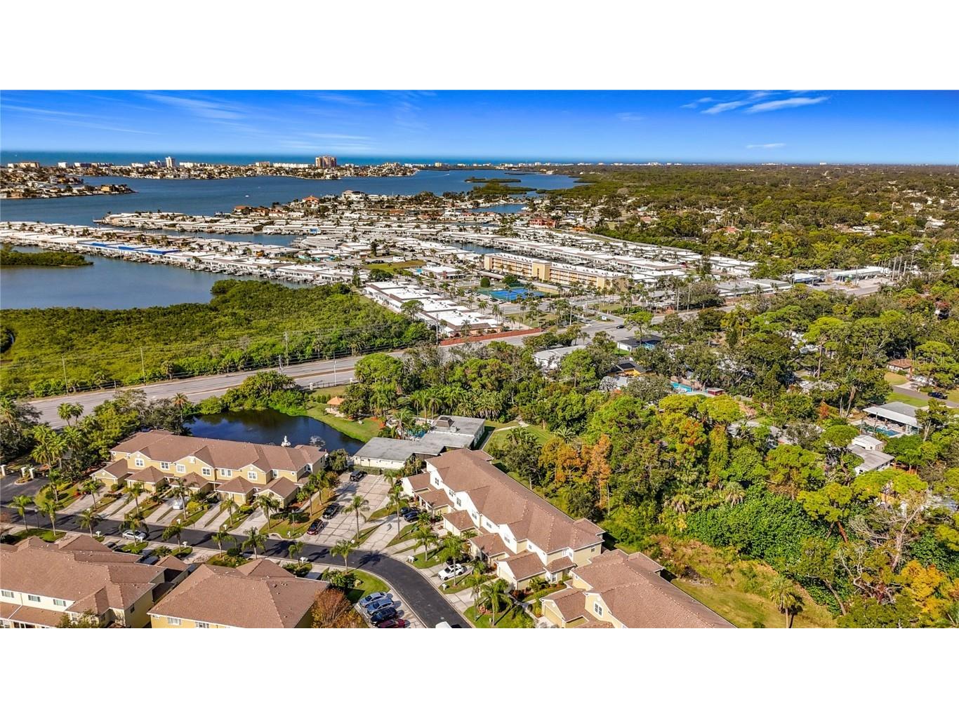 11142 Kapok Grand Circle Saint Petersburg FL 33708 TB8447615 image70