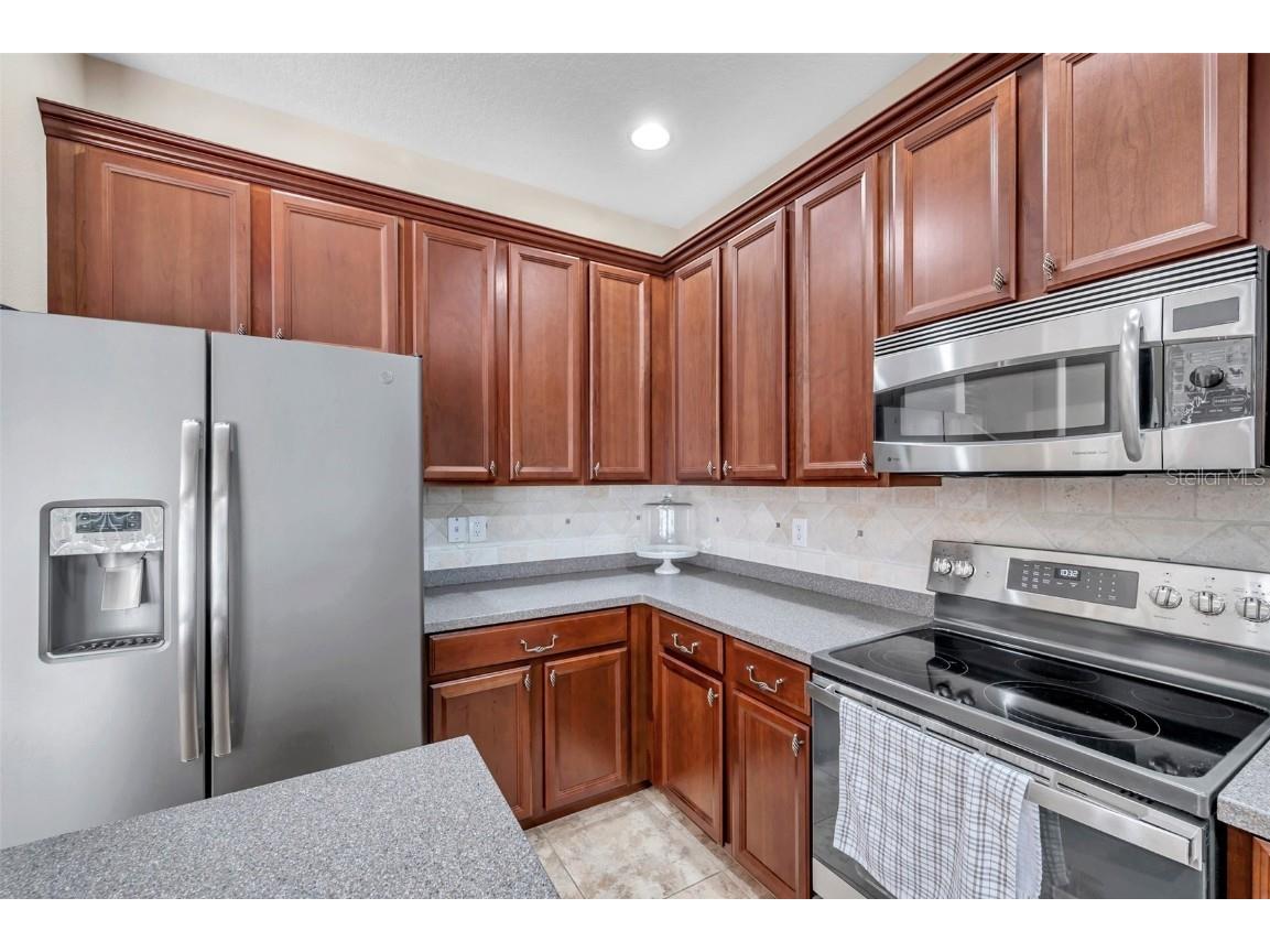 11144 Oyster Bay Circle New Port Richey FL 34654 - WEST MOON LAKE W7881030 image24