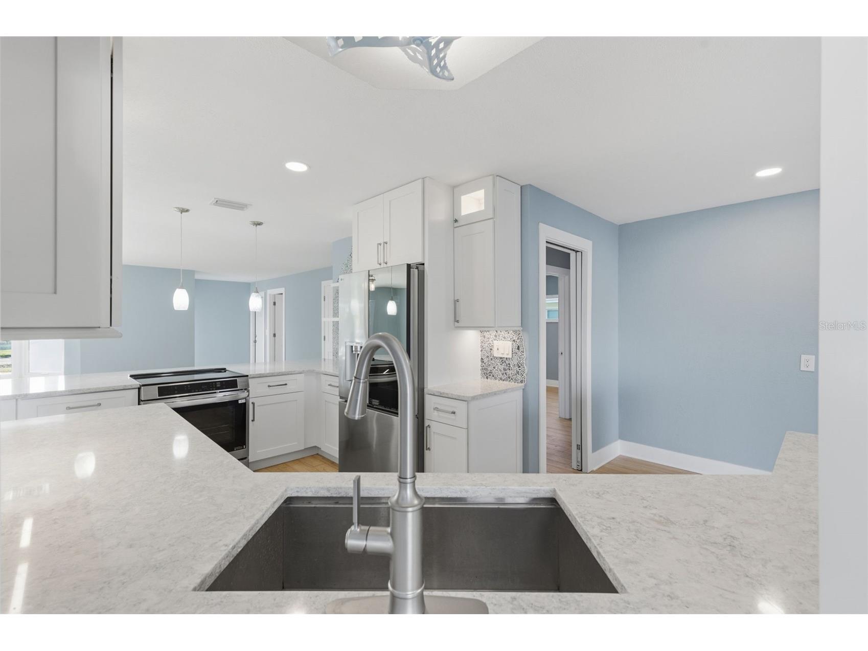 11145 4th Street E Treasure Island FL 33706 - BOCA CIEGA BAY TB8472377 image25