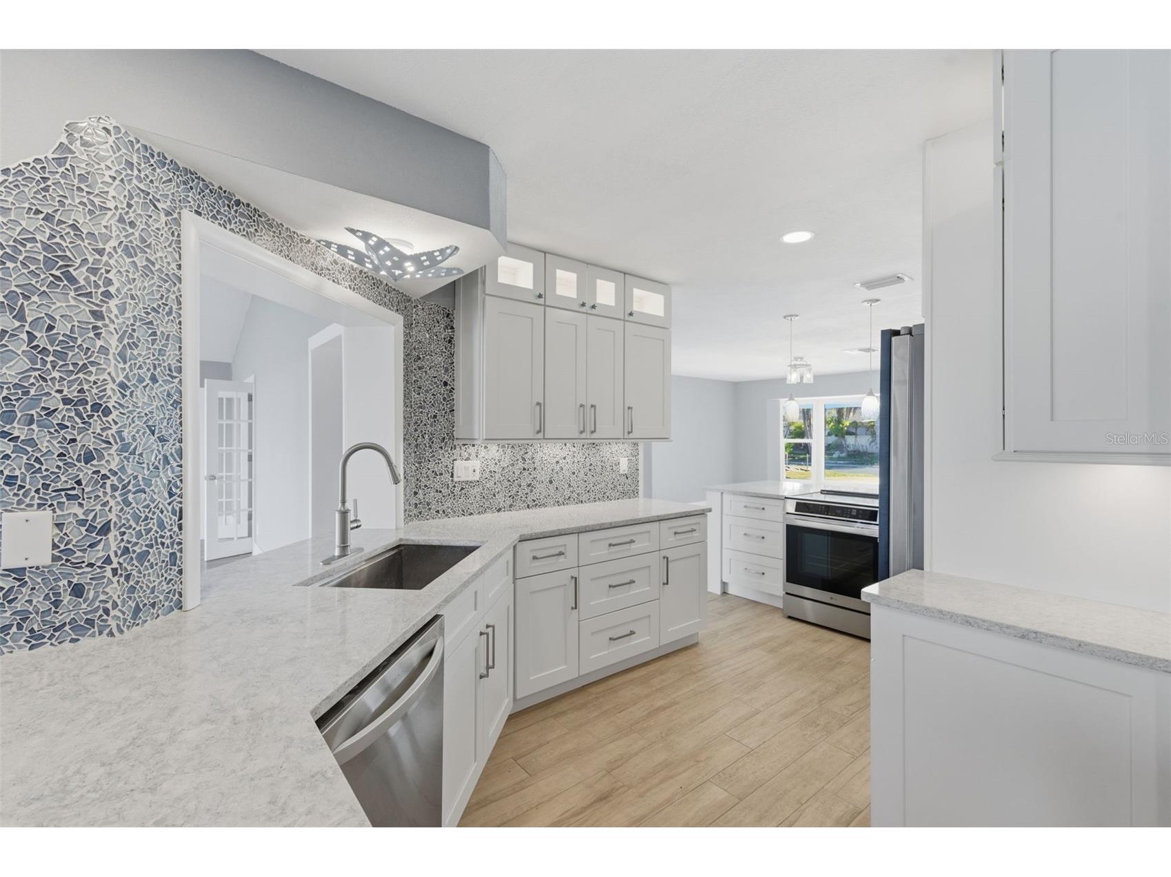 11145 4th Street E Treasure Island FL 33706 - BOCA CIEGA BAY TB8472377 image27