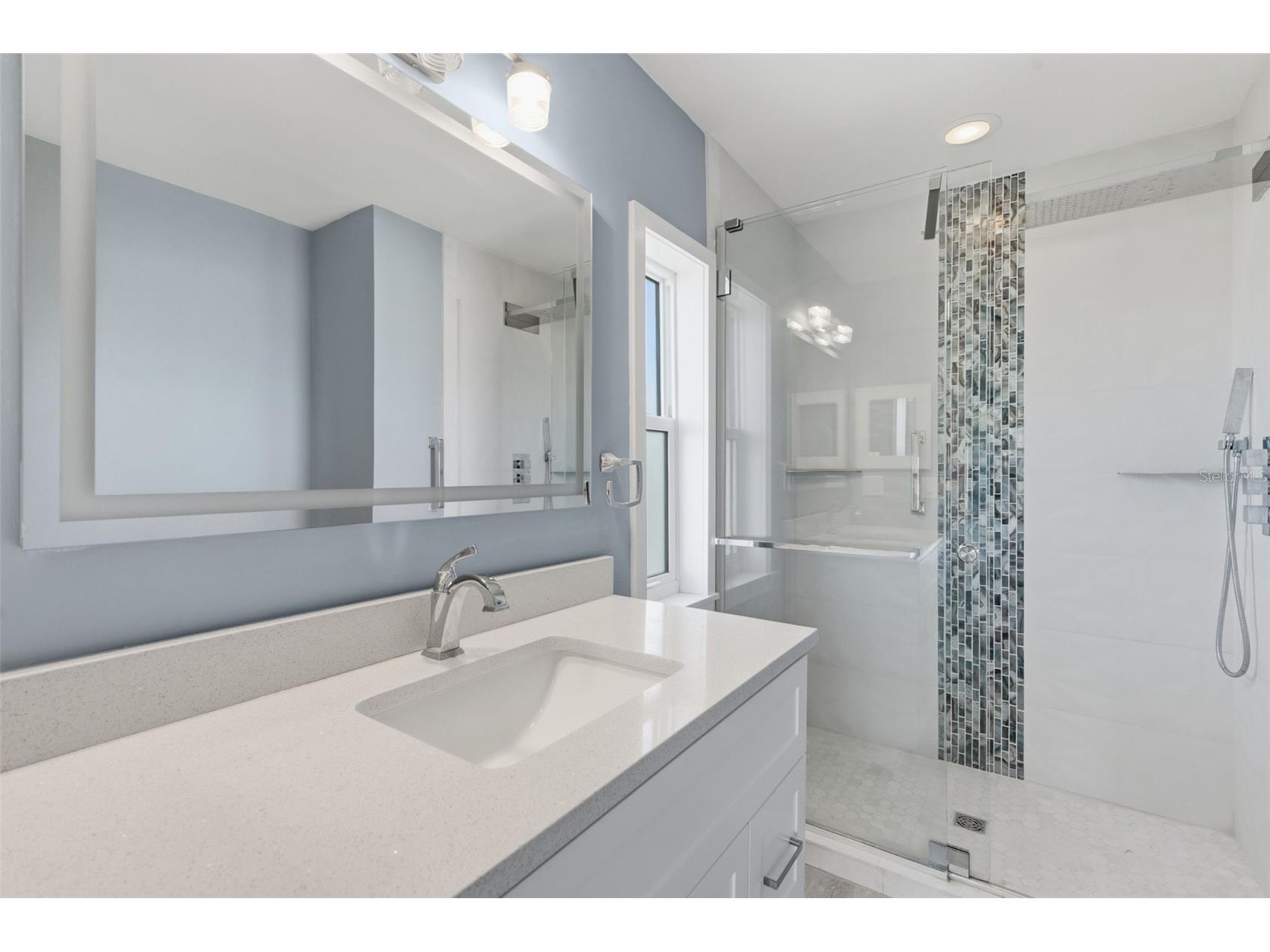 11145 4th Street E Treasure Island FL 33706 - BOCA CIEGA BAY TB8472377 image36