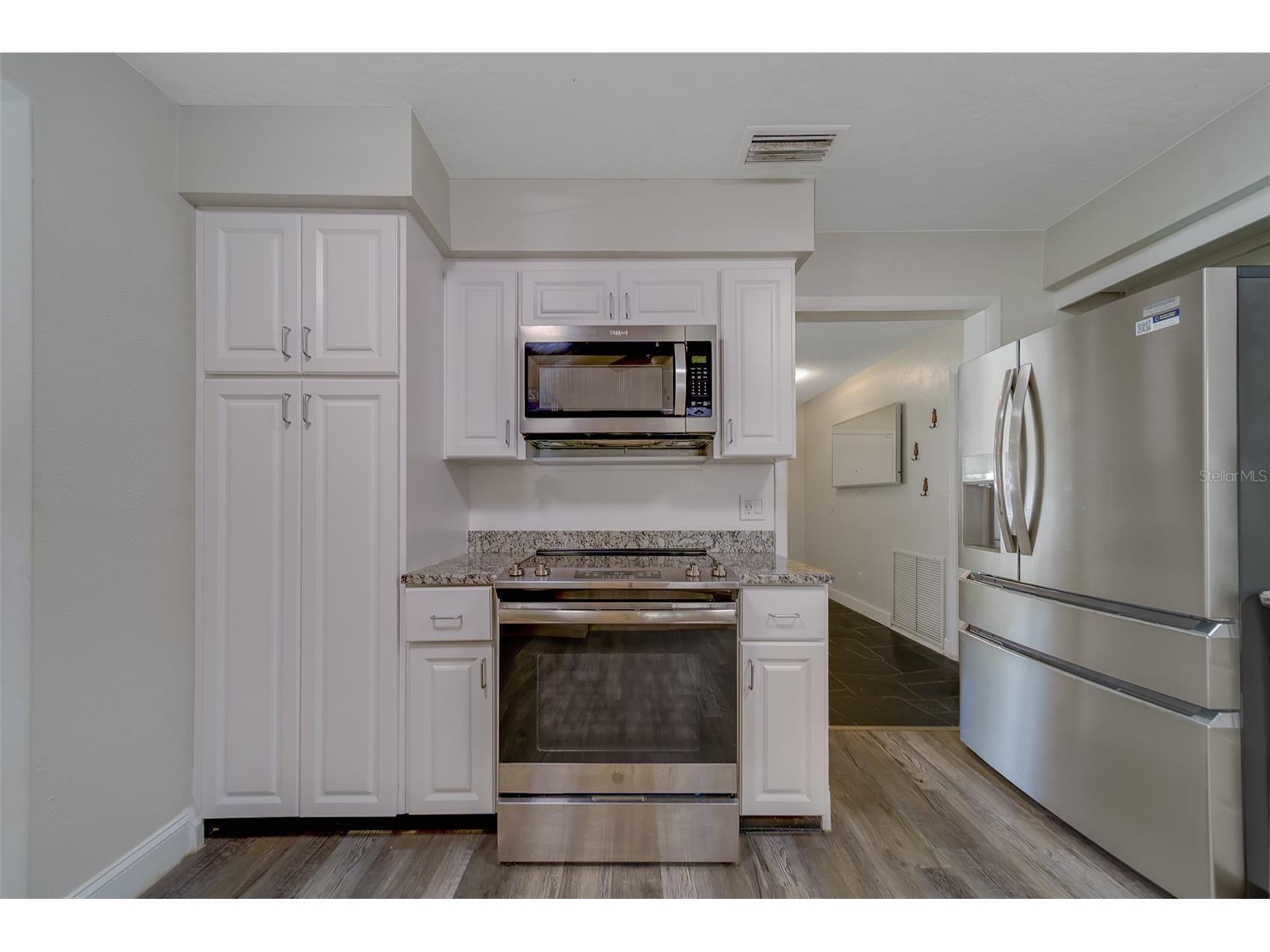 11146 51st Avenue N Saint Petersburg FL 33708 TB8462146 image13