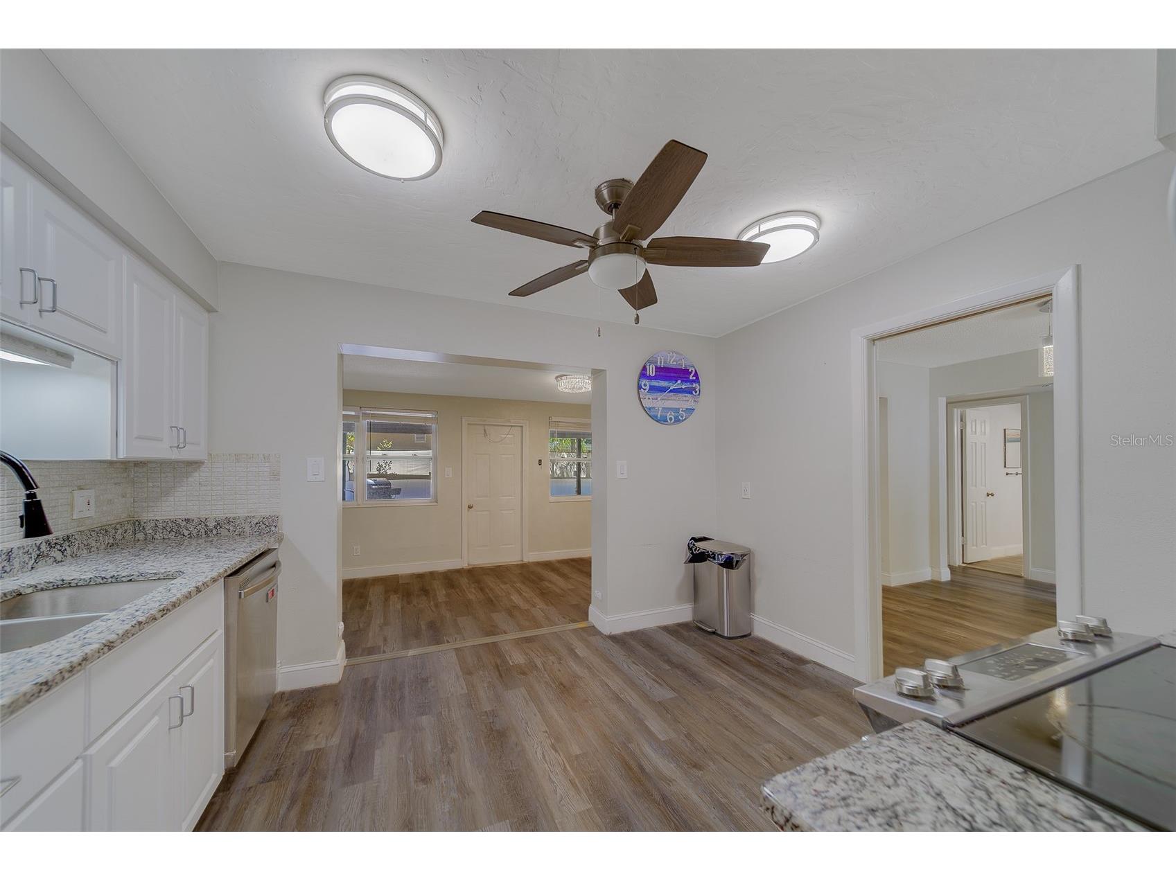 11146 51st Avenue N Saint Petersburg FL 33708 TB8462146 image15