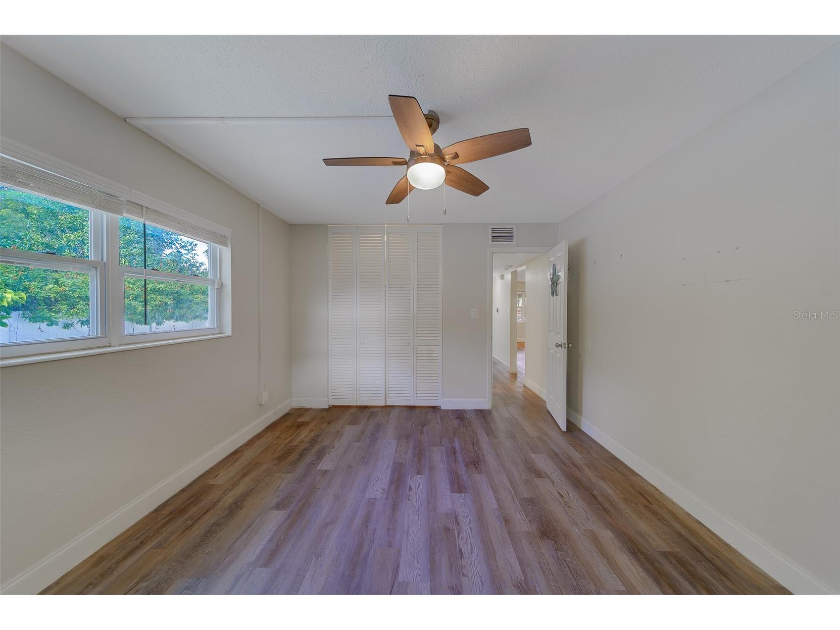 11146 51st Avenue N Saint Petersburg FL 33708 TB8462146 image22