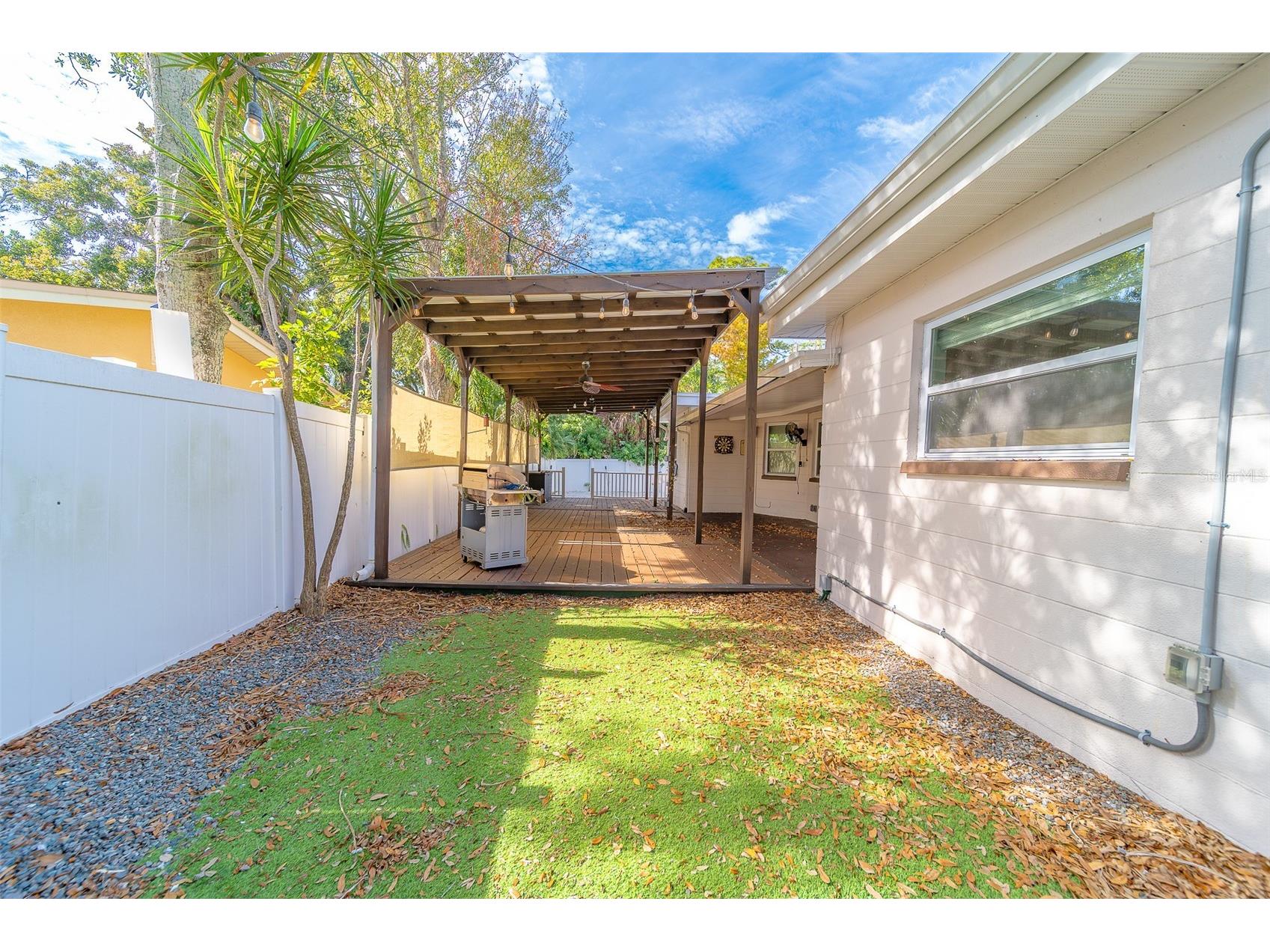 11146 51st Avenue N Saint Petersburg FL 33708 TB8462146 image40