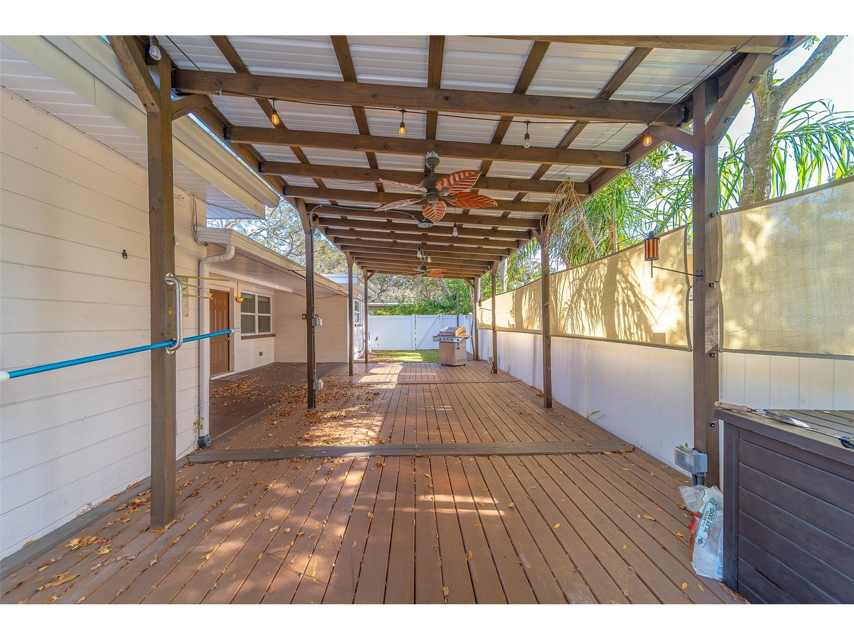 11146 51st Avenue N Saint Petersburg FL 33708 TB8462146 image42