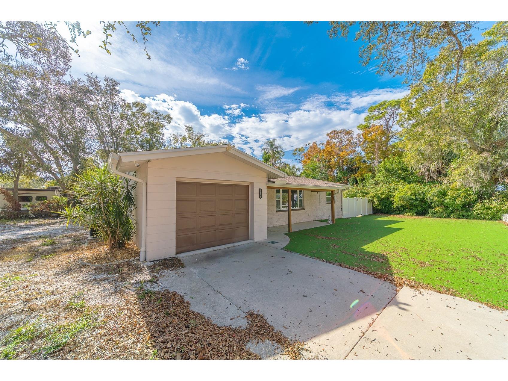 11146 51st Avenue N Saint Petersburg FL 33708 TB8462146 image48