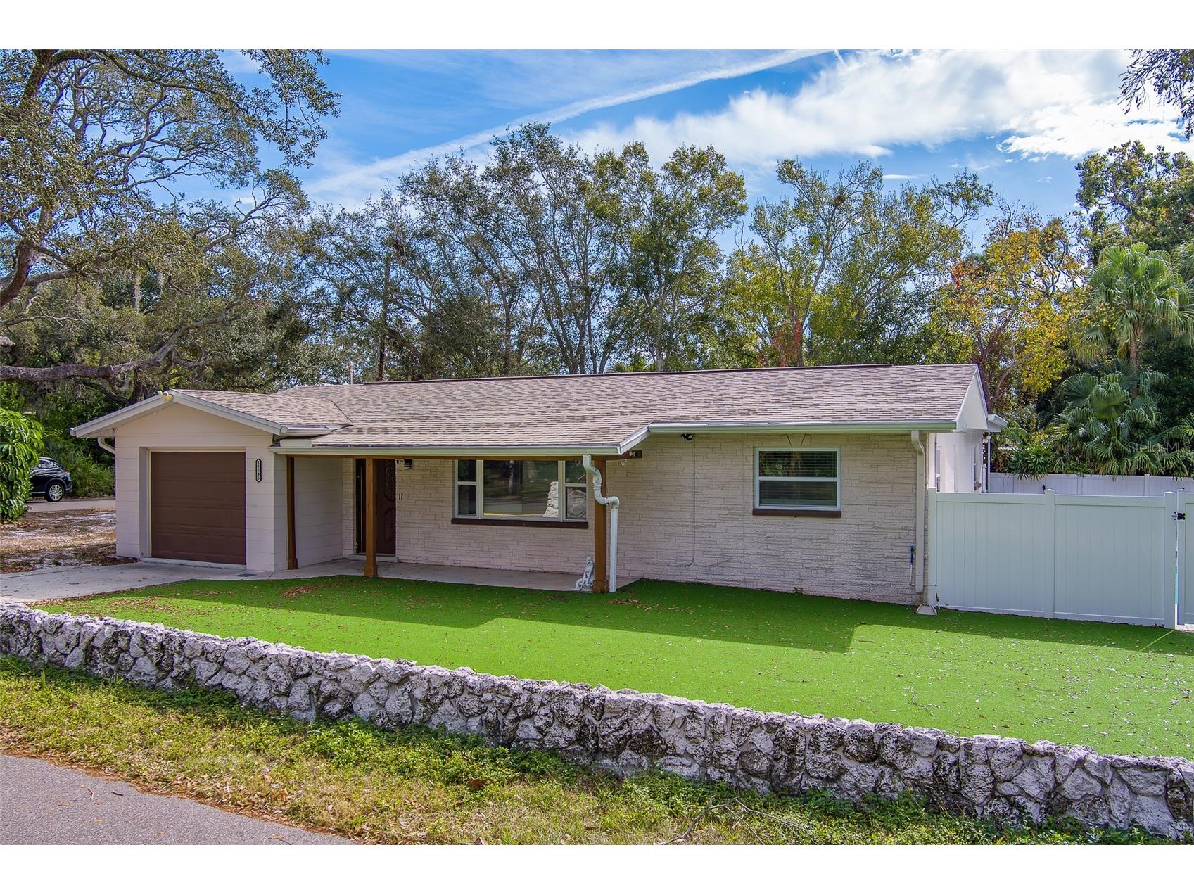 11146 51st Avenue N Saint Petersburg FL 33708 TB8462146 image50