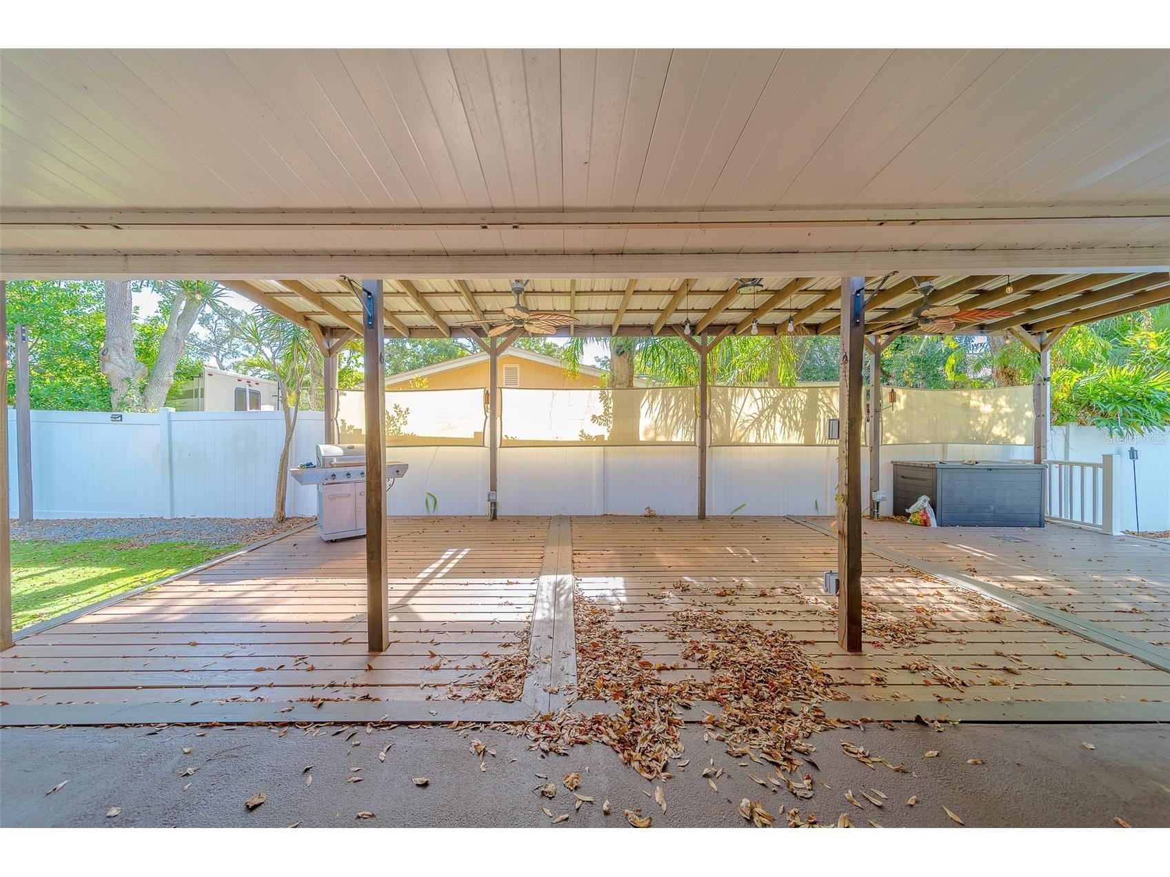 11146 51st Avenue N Saint Petersburg FL 33708 TB8462146 image51