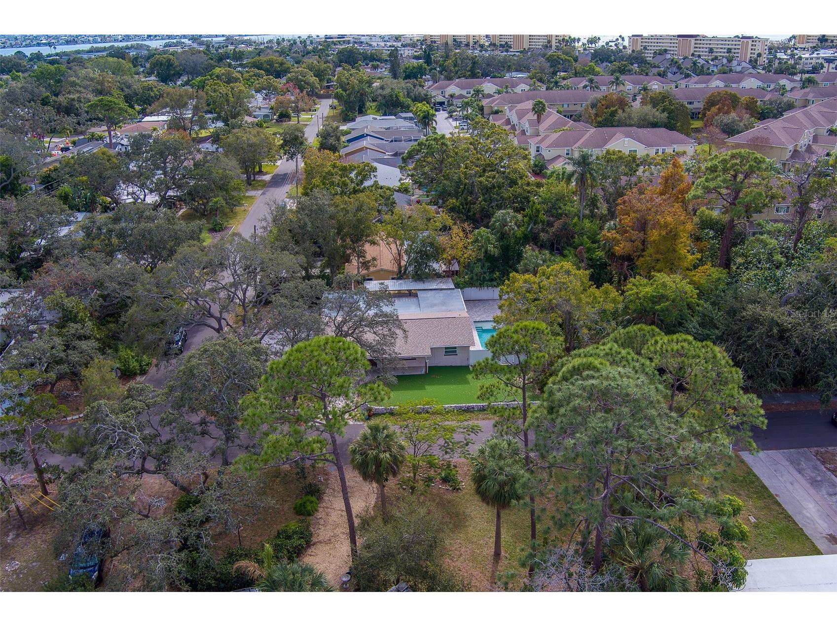 11146 51st Avenue N Saint Petersburg FL 33708 TB8462146 image56