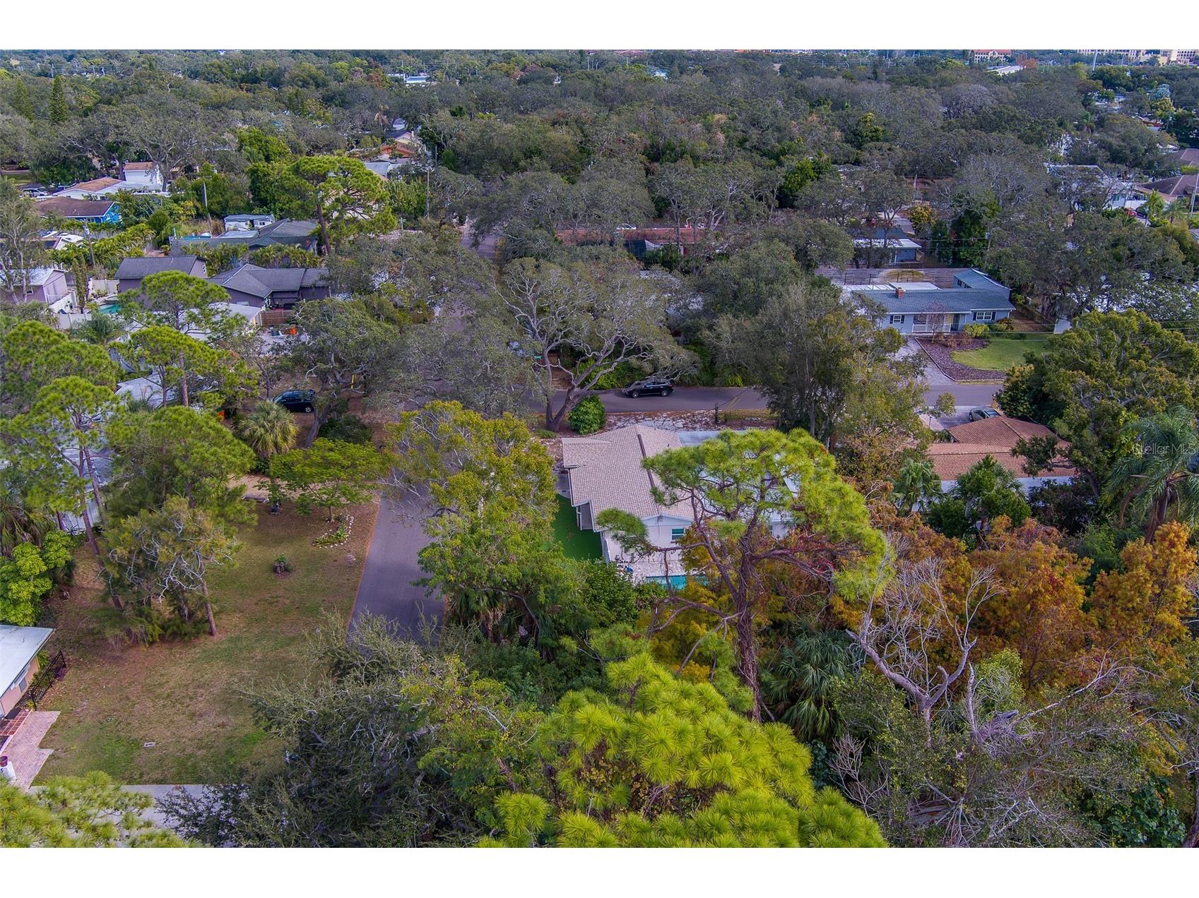 11146 51st Avenue N Saint Petersburg FL 33708 TB8462146 image58