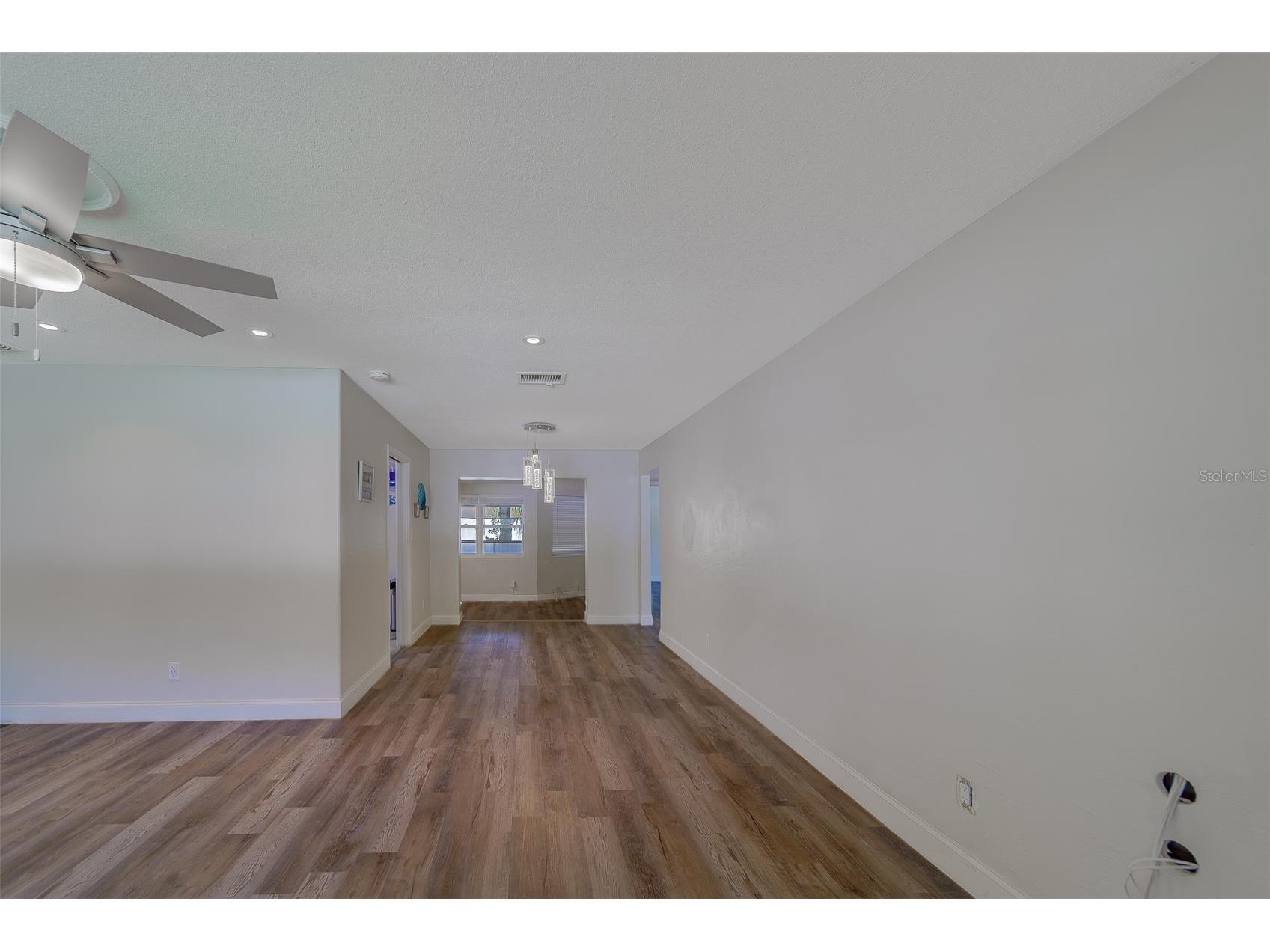 11146 51st Avenue N Saint Petersburg FL 33708 TB8462146 image7