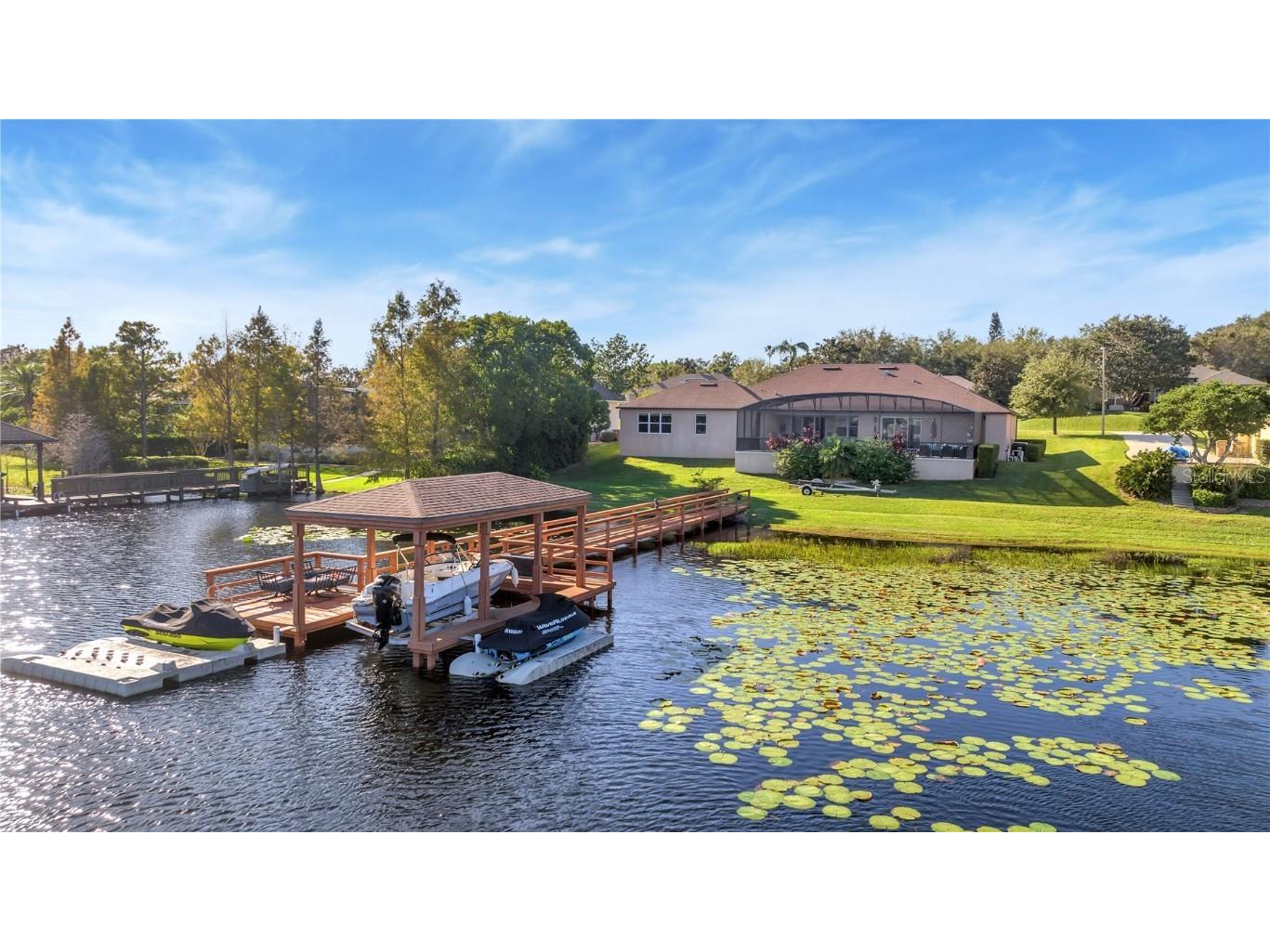 11146 Crescent Bay Boulevard Clermont FL 34711 - CRESCENT LAKES P4924260 image1