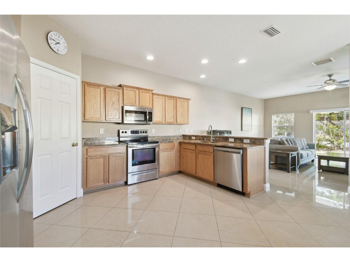 1115 Andrew Aviles Circle Tampa FL 33619 TB8344938 image4