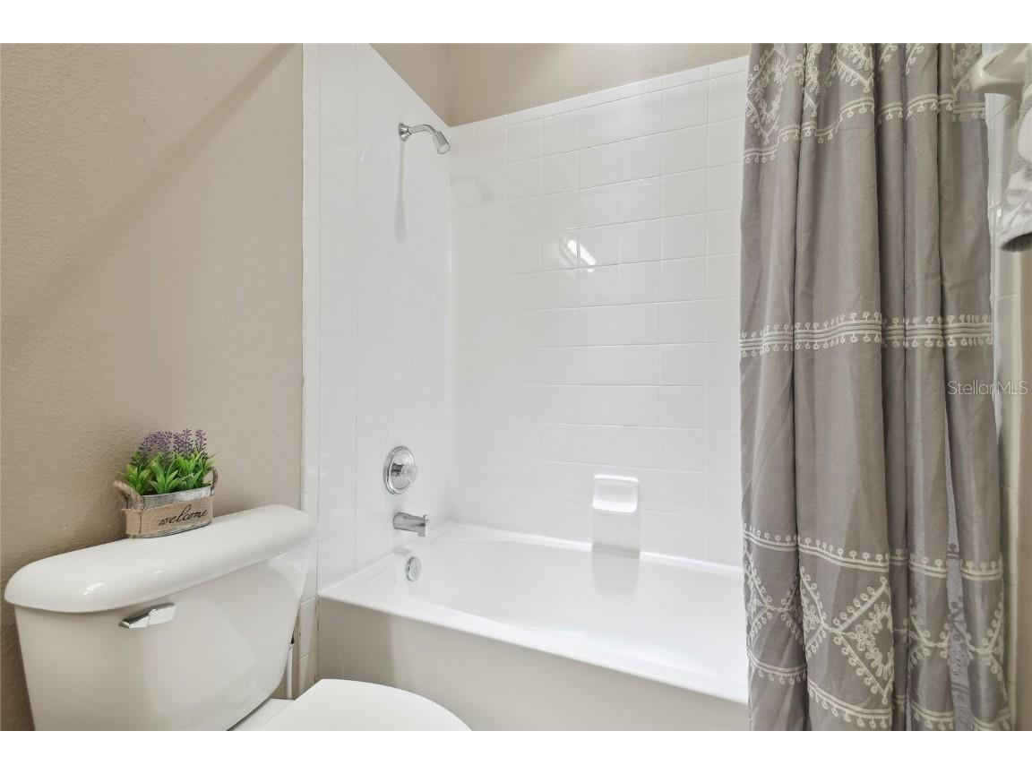 1115 Andrew Aviles Circle Tampa FL 33619 TB8344938 image42