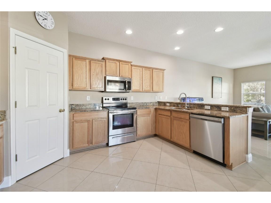 1115 Andrew Aviles Circle Tampa FL 33619 TB8344938 image5