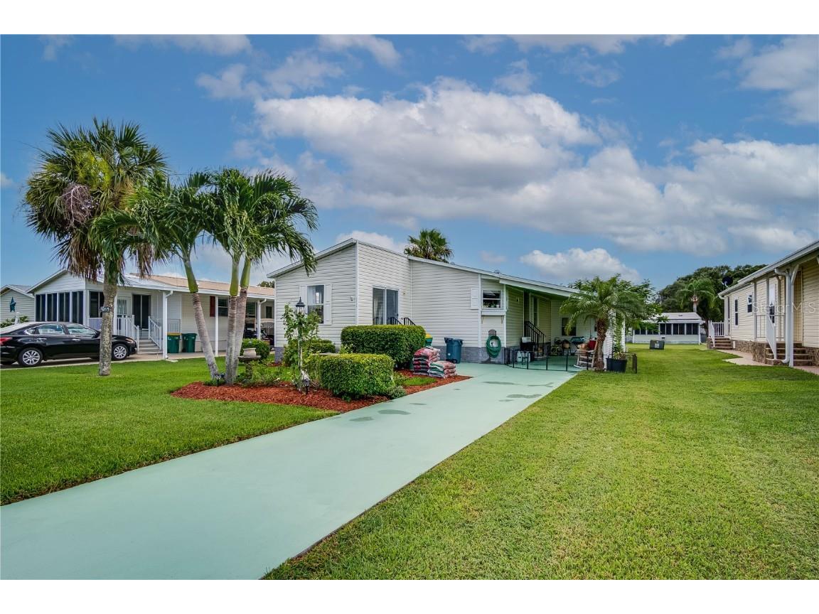 1115 Barefoot Circle Barefoot Bay FL 32976 O6125127 image1