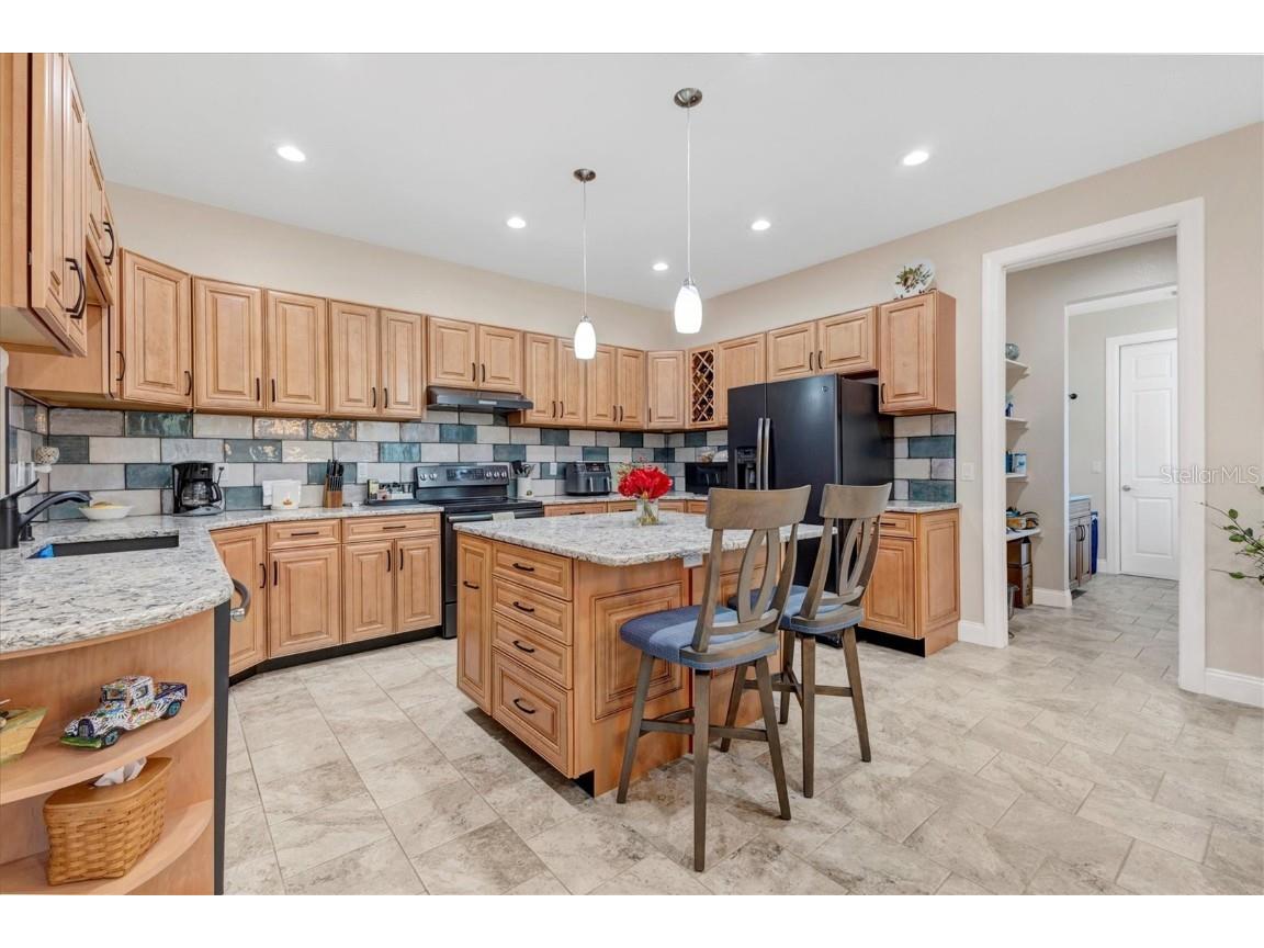 1115 Gladstone Boulevard Englewood FL 34223 N6137291 image12