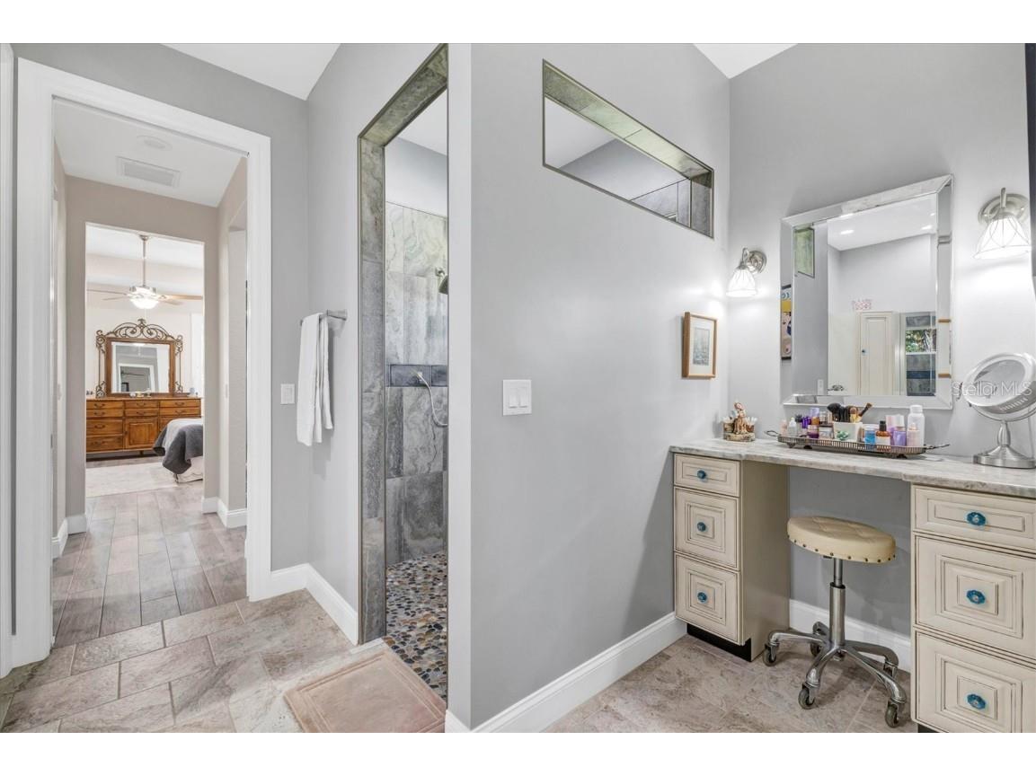 1115 Gladstone Boulevard Englewood FL 34223 N6137291 image30