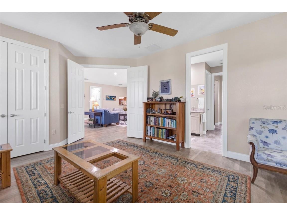 1115 Gladstone Boulevard Englewood FL 34223 N6137291 image32