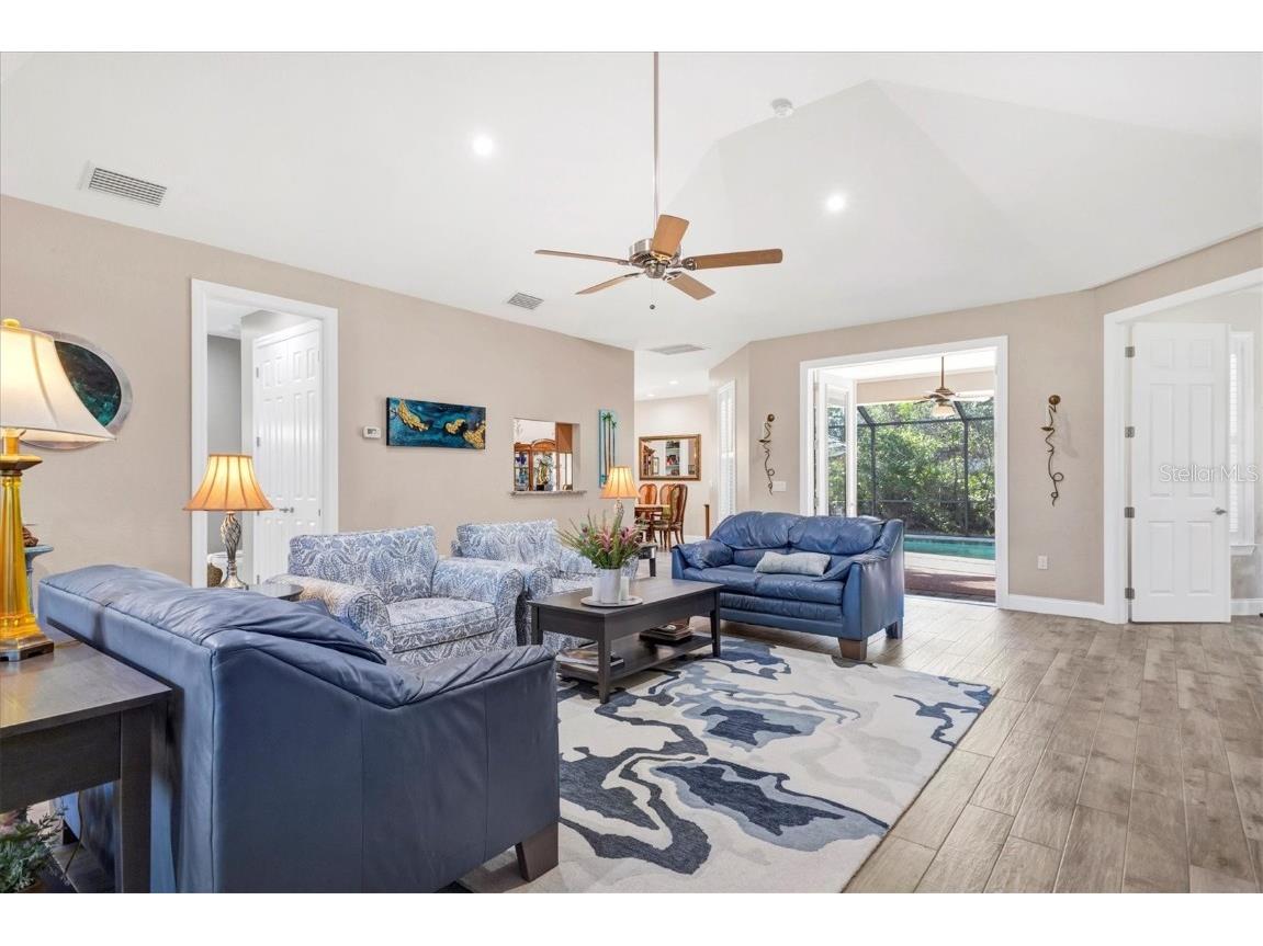 1115 Gladstone Boulevard Englewood FL 34223 N6137291 image6