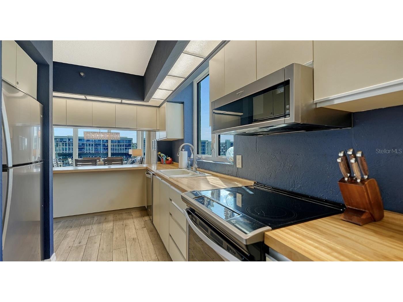 1115 Gulf Of Mexico Drive #401 Longboat Key FL 34228 A4671664 image17