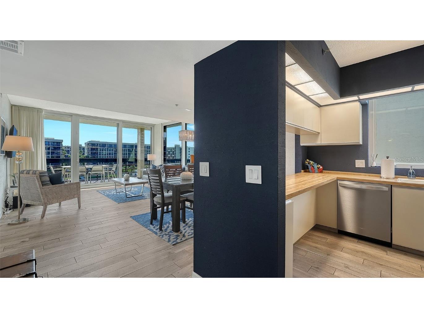 1115 Gulf Of Mexico Drive #401 Longboat Key FL 34228 A4671664 image20