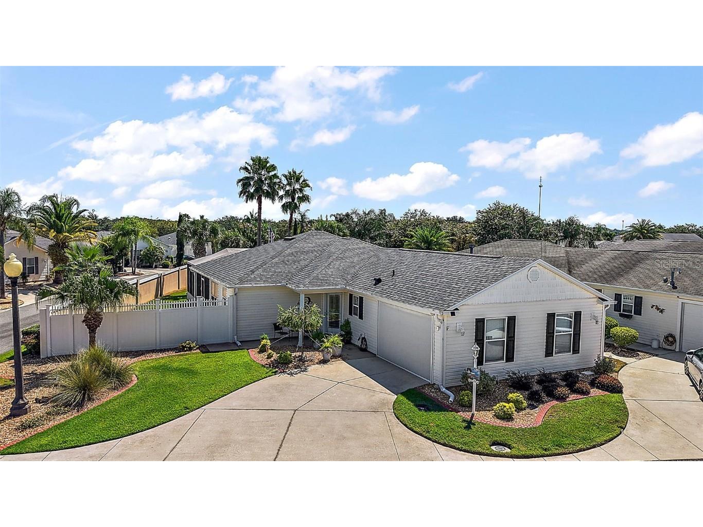 1115 Mcbee Avenue The Villages FL 32162 G5100111 image1