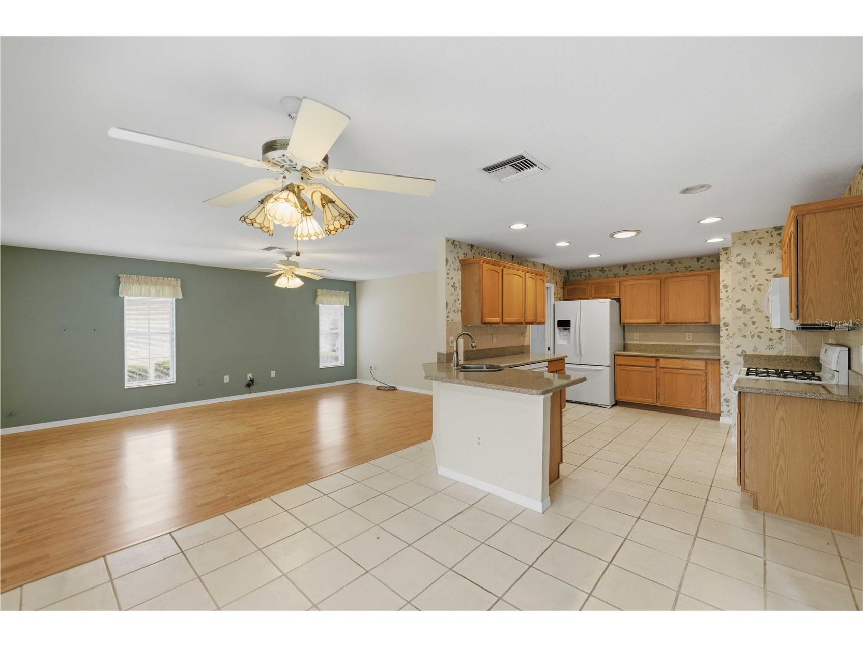 1115 NE 22nd Avenue Ocala FL 34470 OM723777 image10