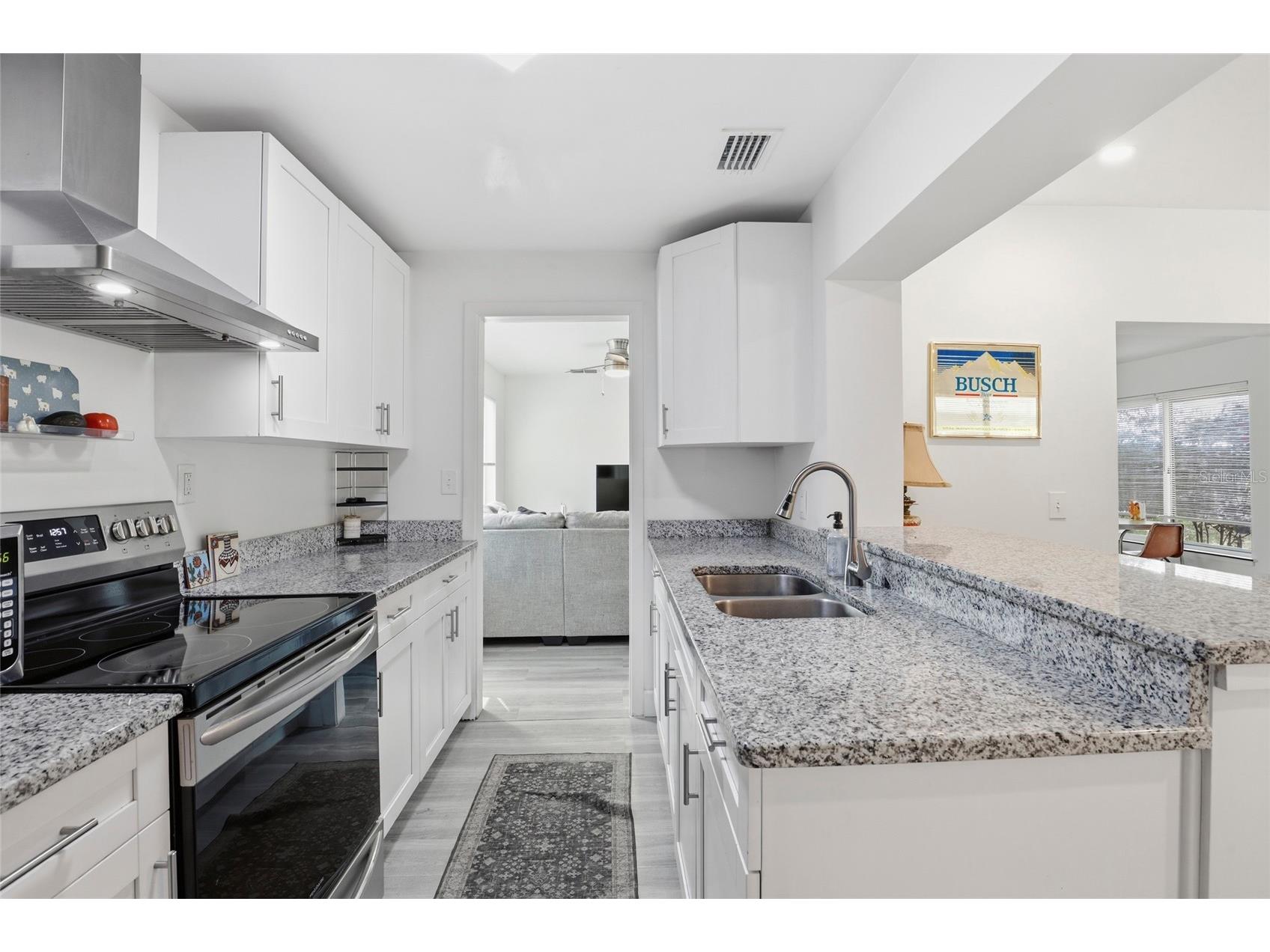 1115 NE 5th Place Gainesville FL 32601 GC536771 image11