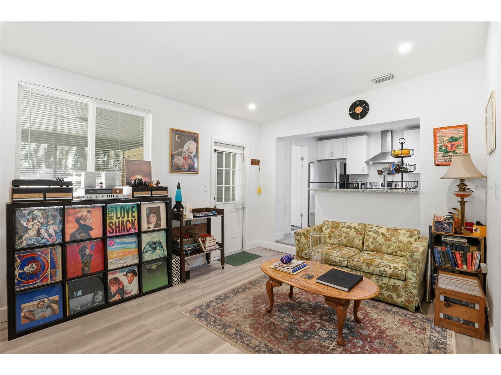 1115 NE 5th Place Gainesville FL 32601 GC536771 image17