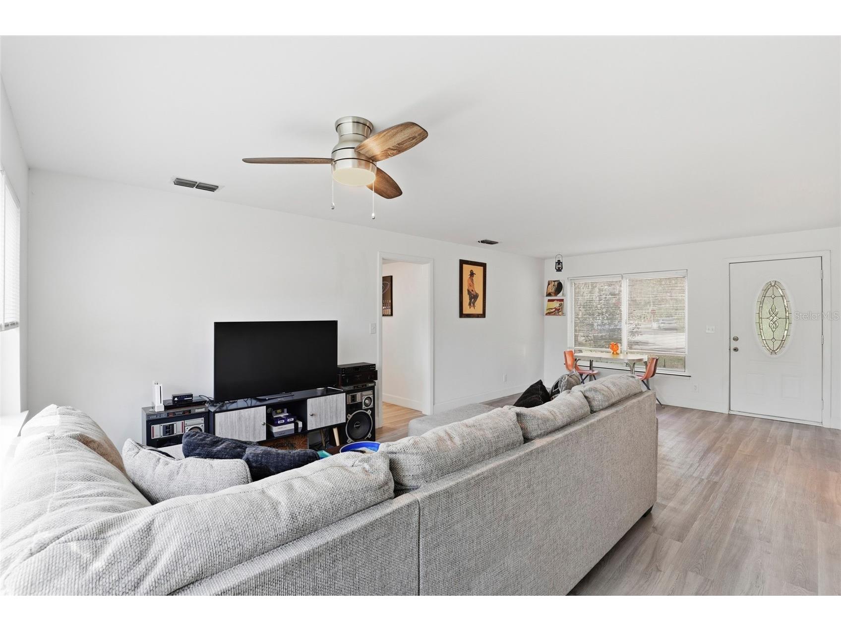 1115 NE 5th Place Gainesville FL 32601 GC536771 image6