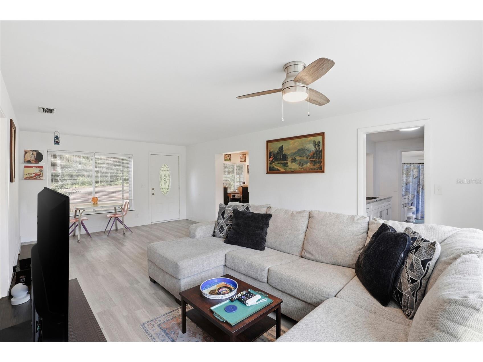 1115 NE 5th Place Gainesville FL 32601 GC536771 image7