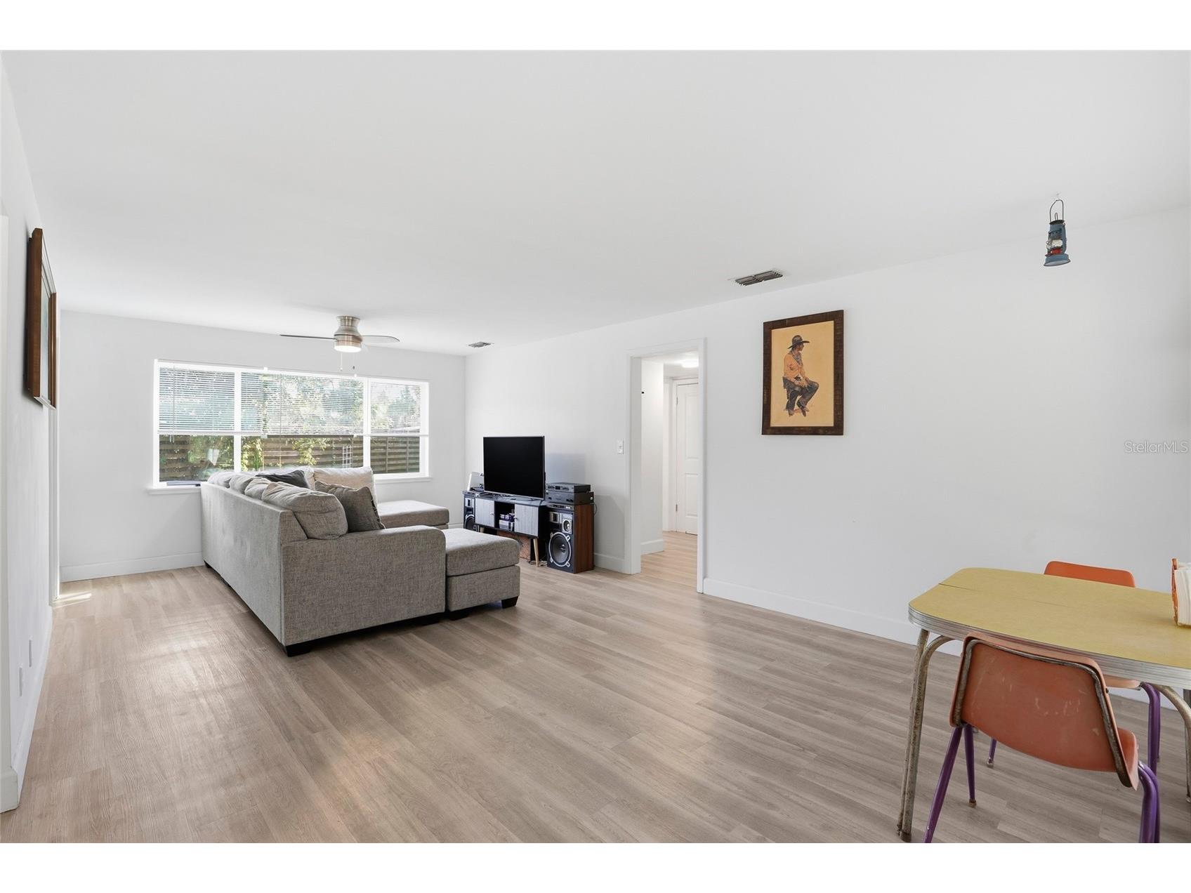 1115 NE 5th Place Gainesville FL 32601 GC536771 image9