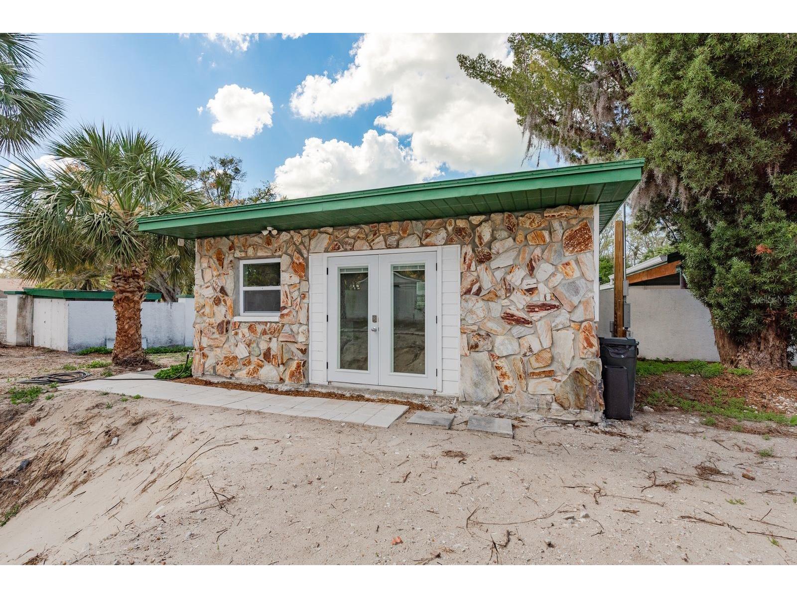 1115 Pennsylvania Avenue Palm Harbor FL 34683 TB8485470 image13