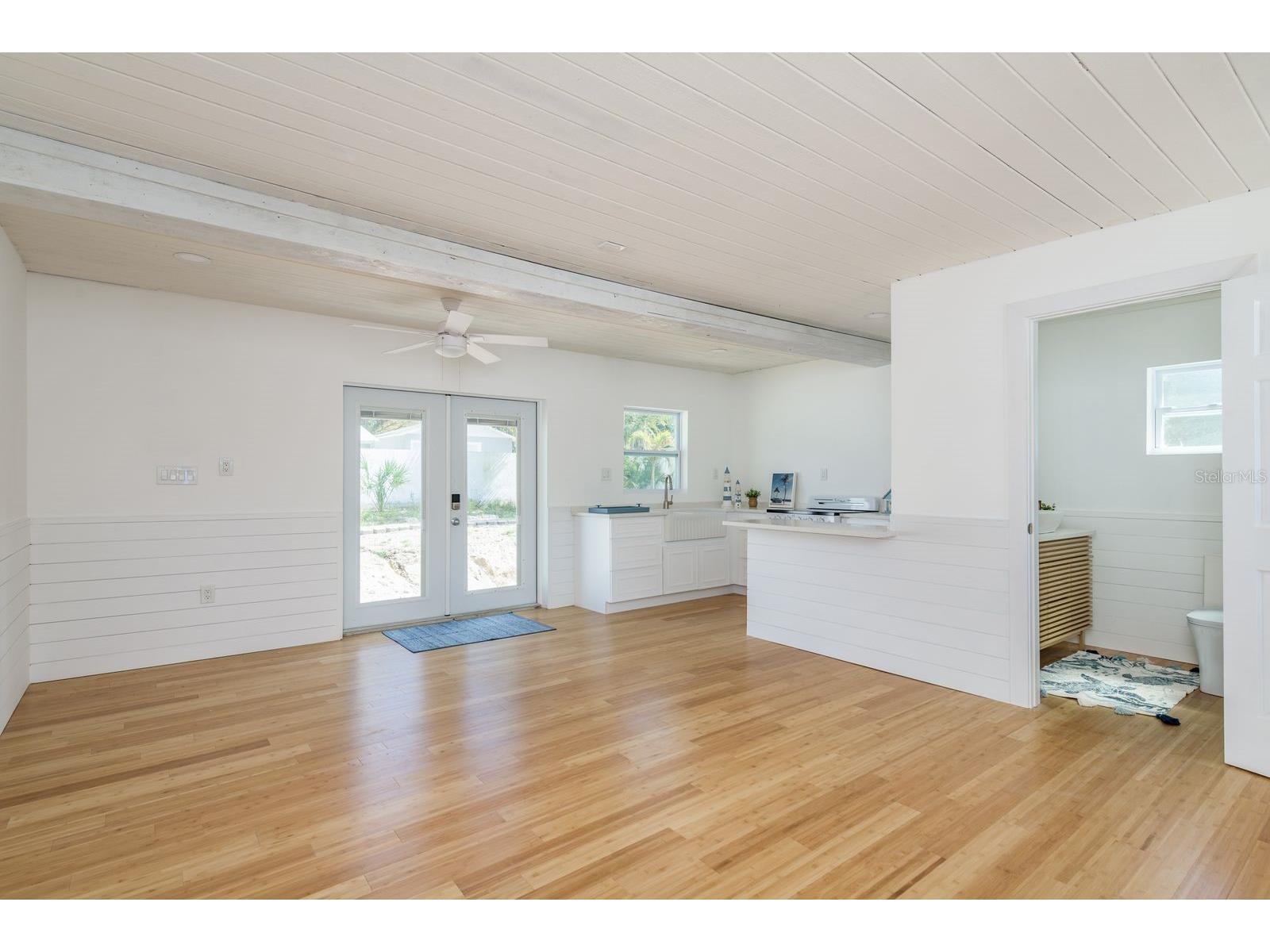 1115 Pennsylvania Avenue Palm Harbor FL 34683 TB8485470 image16