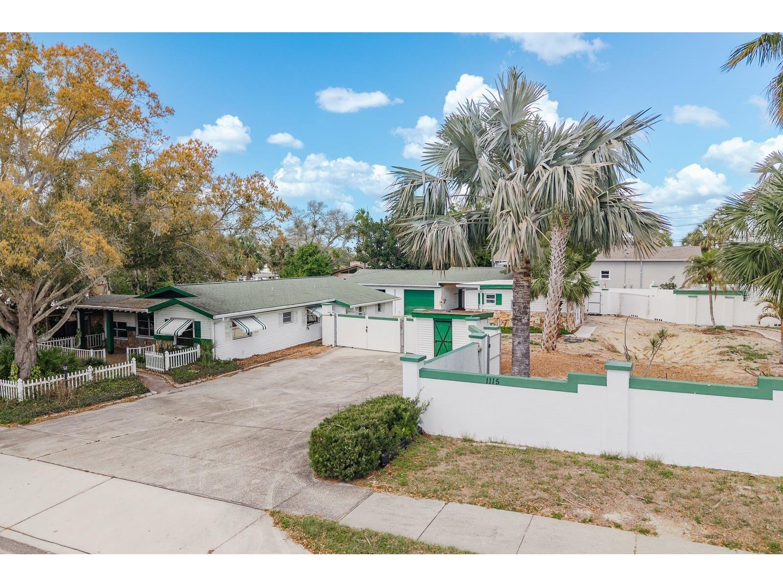 1115 Pennsylvania Avenue Palm Harbor FL 34683 TB8485470 image23