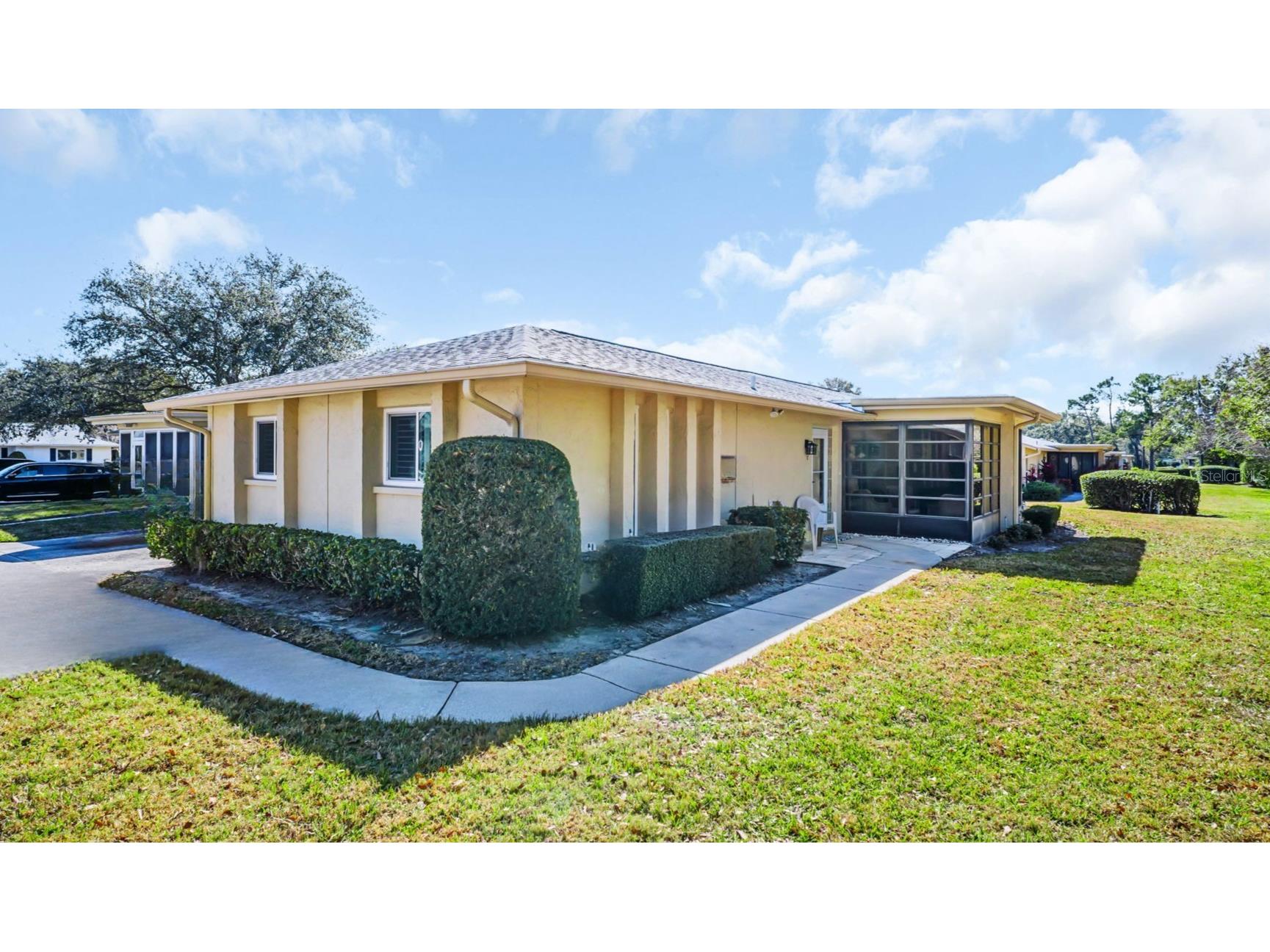 1115 Queen Anne Drive #C Palm Harbor FL 34684 - LAKE TARPON TB8475511 image1