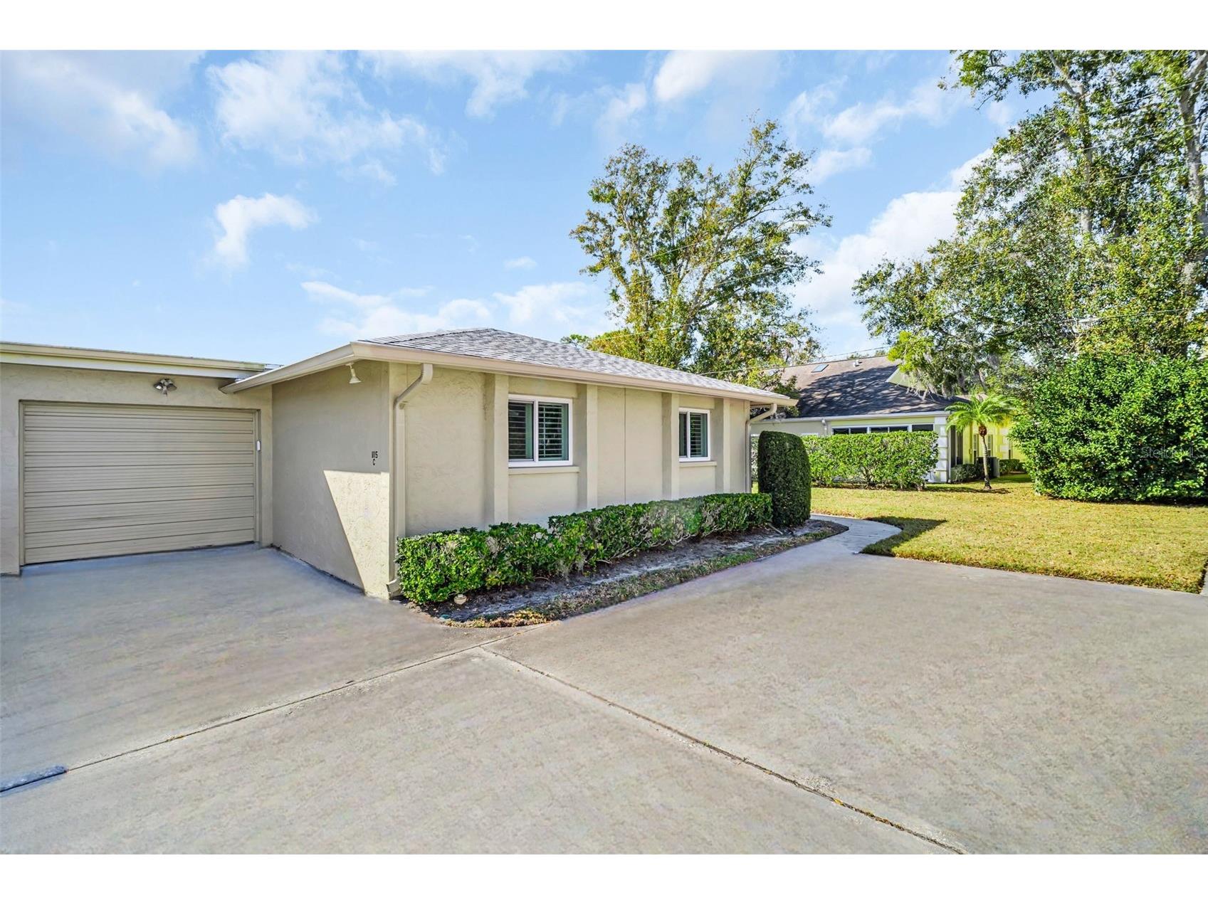 1115 Queen Anne Drive #C Palm Harbor FL 34684 - LAKE TARPON TB8475511 image2