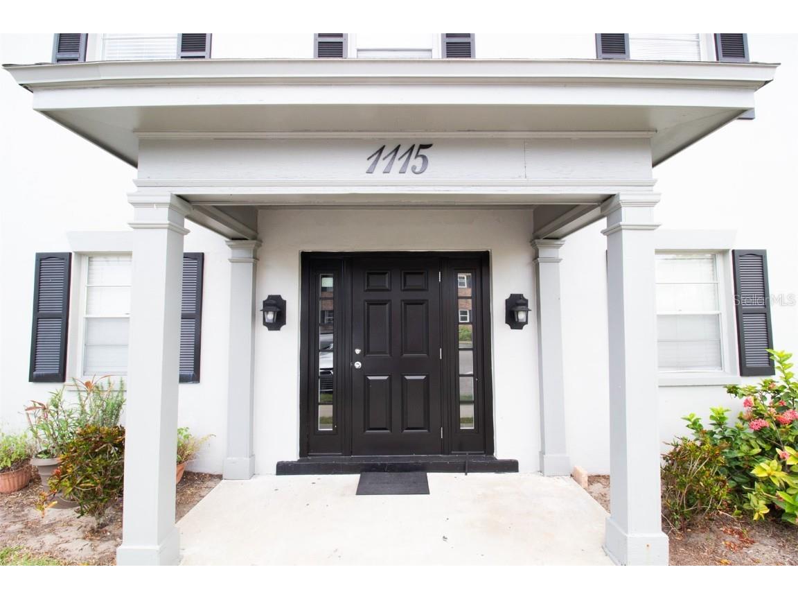 1115 Rue Des Chateaux #1B South Pasadena FL 33707 U8138781 image1