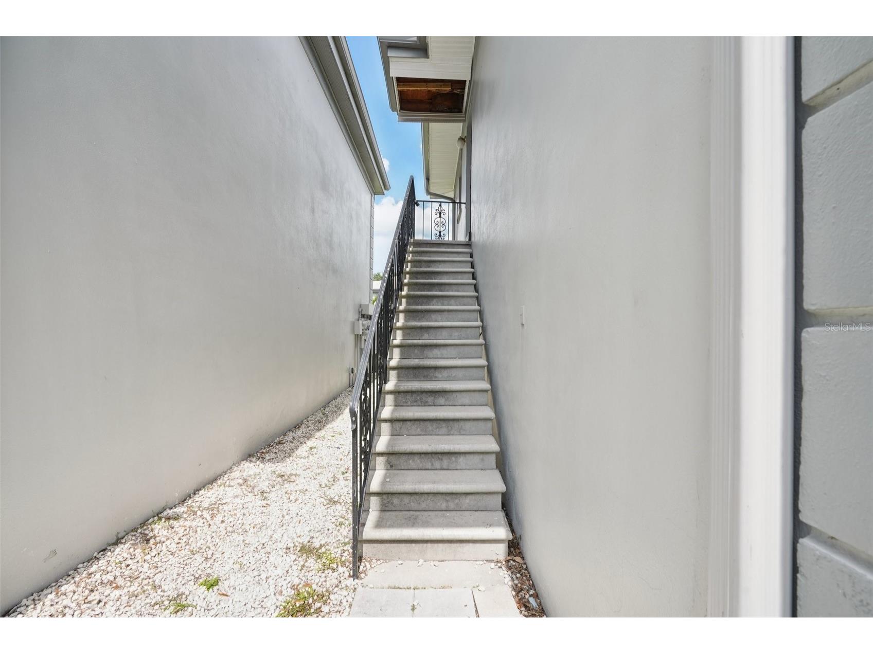 1115 Rue Des Chateaux #2A South Pasadena FL 33707 TB8509010 image17