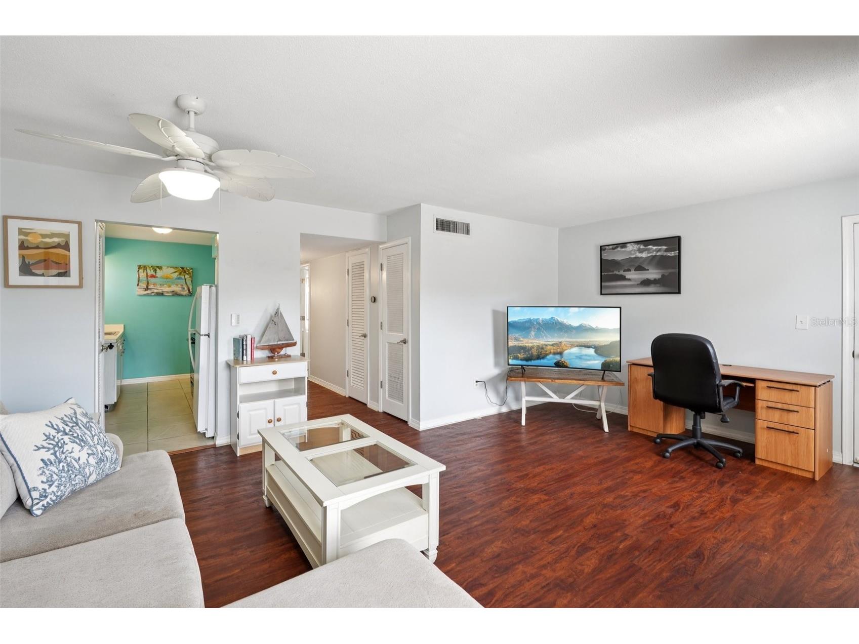 1115 Rue Des Chateaux #2A South Pasadena FL 33707 TB8509010 image5