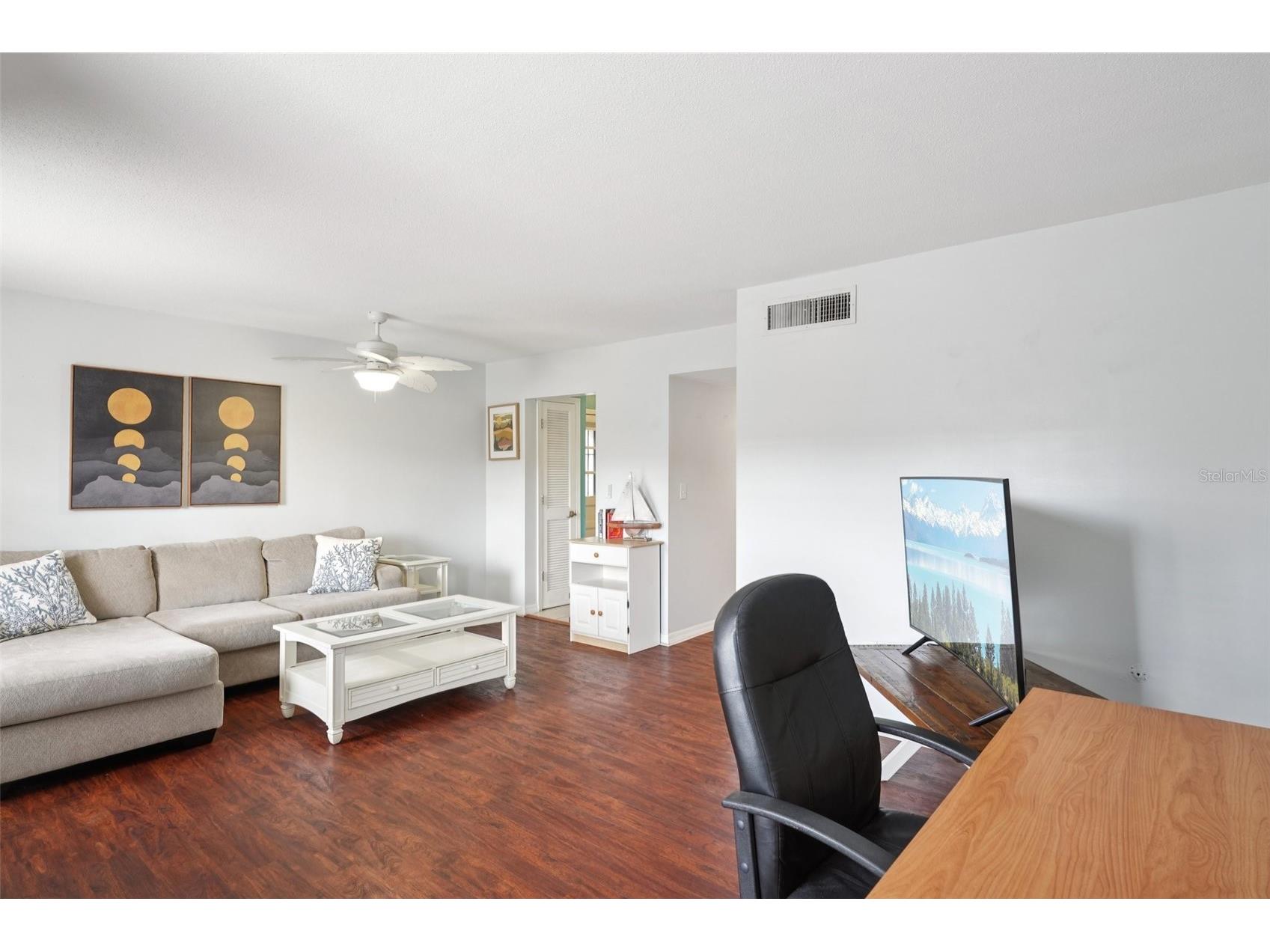 1115 Rue Des Chateaux #2A South Pasadena FL 33707 TB8509010 image6