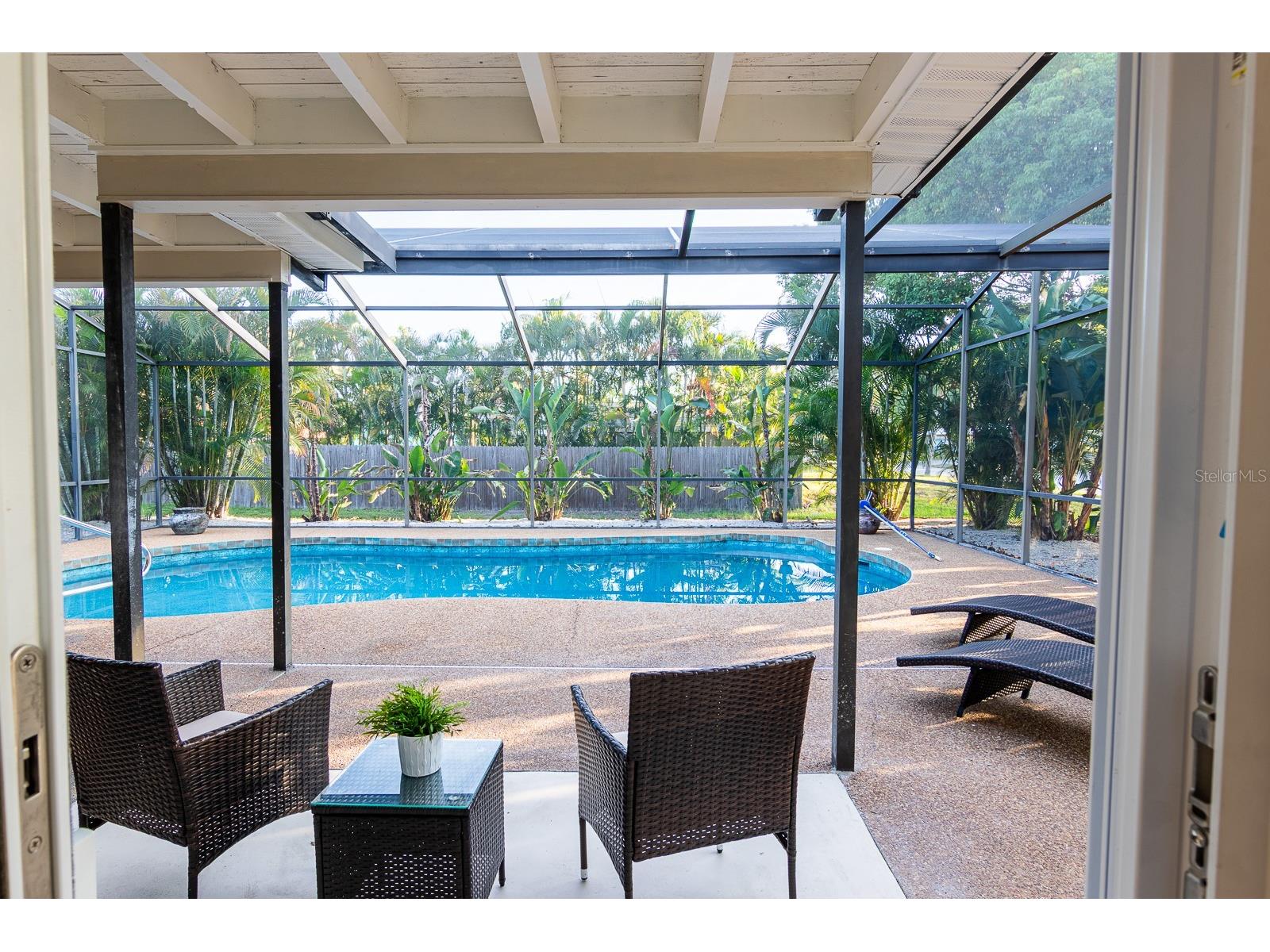 1115 Southern Pine Lane Sarasota FL 34243 A4698321 image10