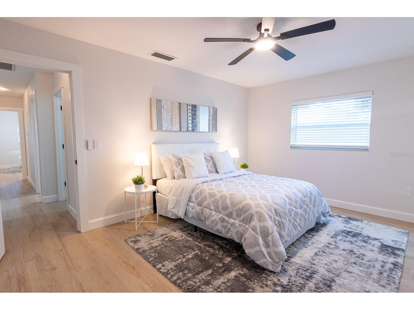 1115 Southern Pine Lane Sarasota FL 34243 A4698321 image20