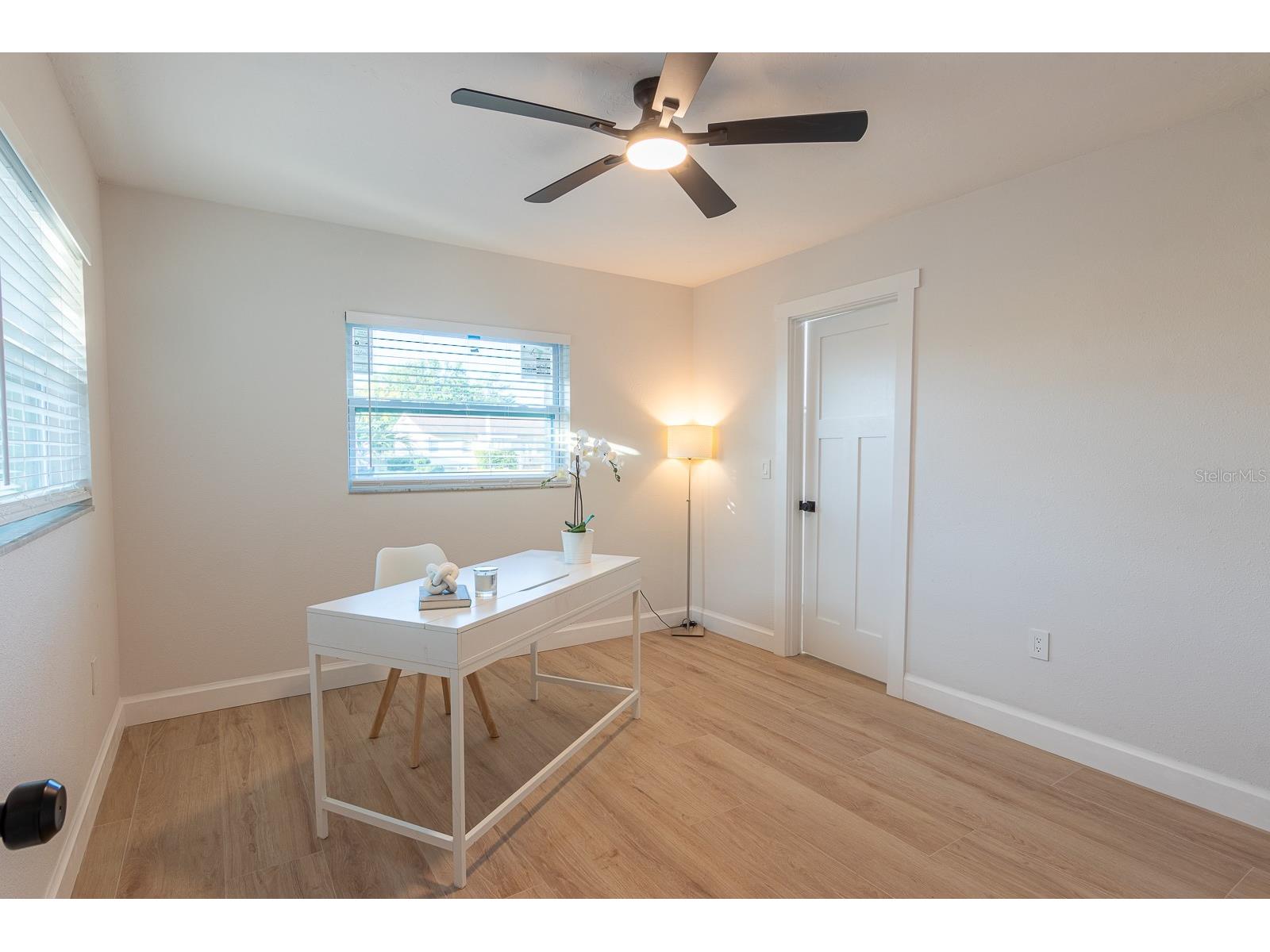 1115 Southern Pine Lane Sarasota FL 34243 A4698321 image23